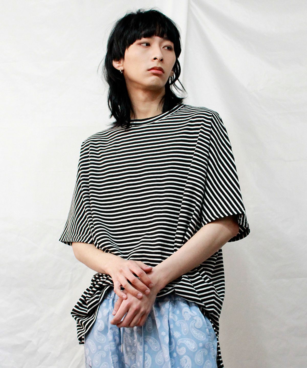 드마크(DEMARC) 돌먼슬리브 박스핏 옆트임티셔츠 스트라이프