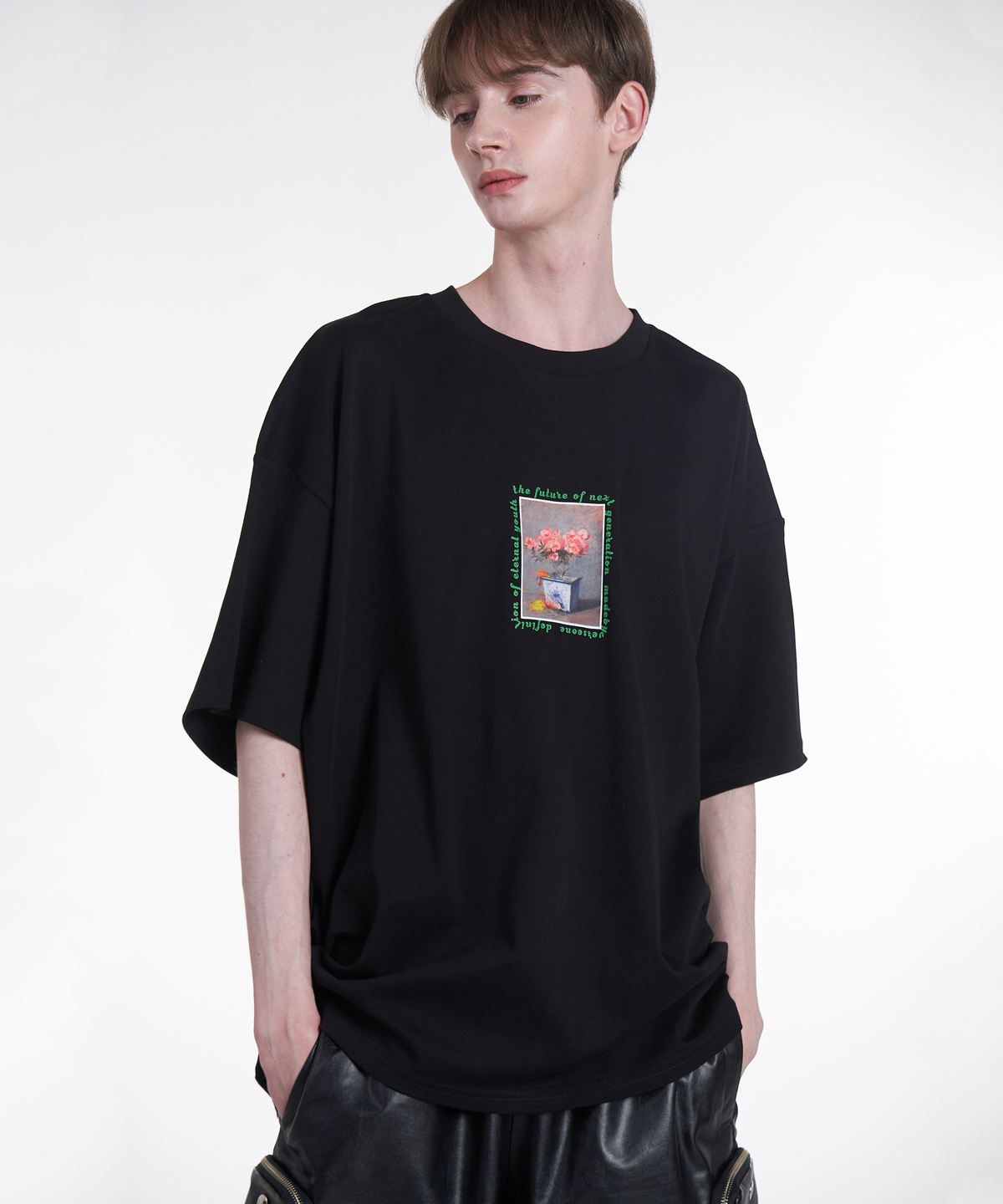 벌스원(VERSE ONE) PHOTO T-SHIRTS #1 BLACK