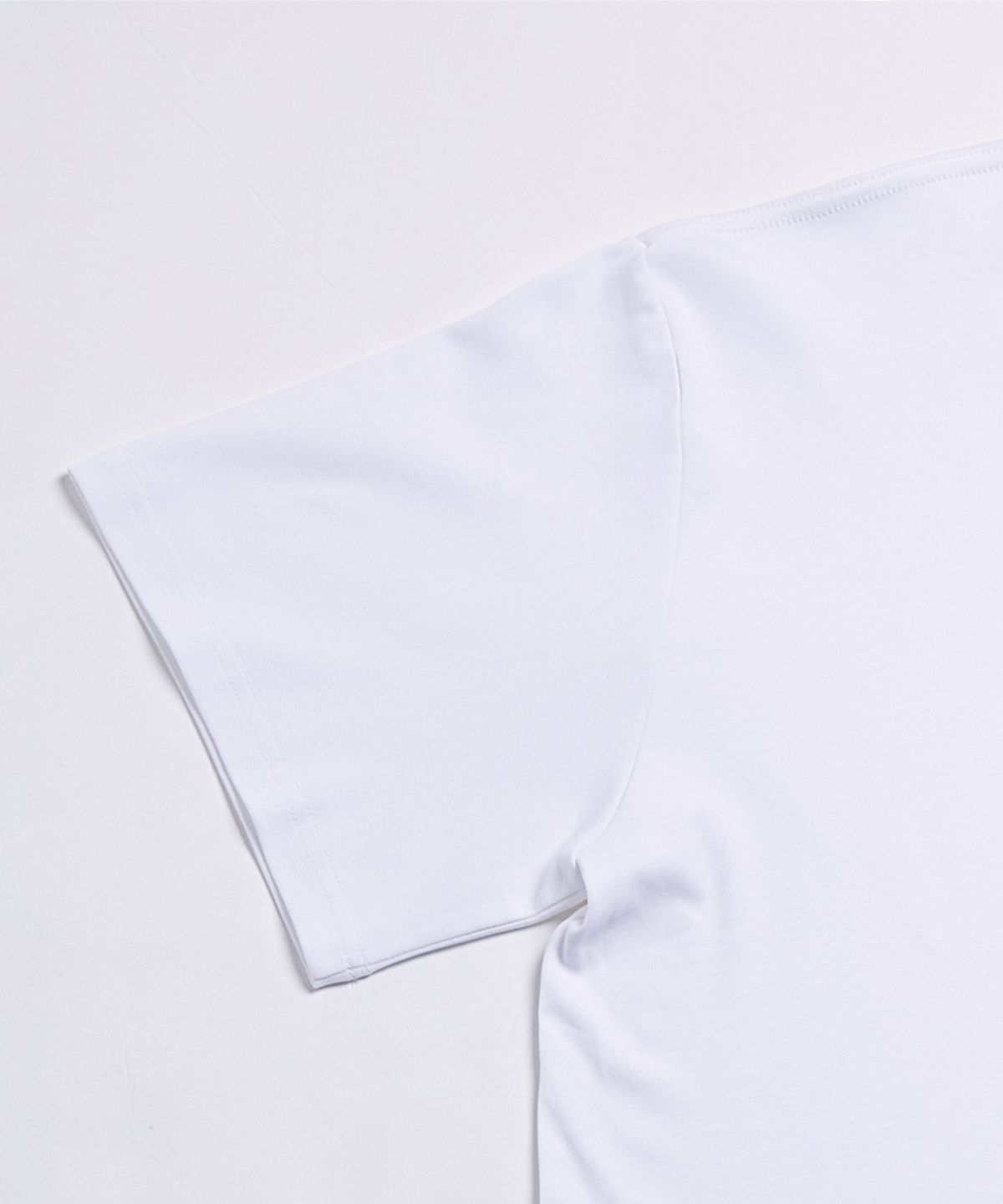 벌스원(VERSE ONE) PAISLEY LOGO BANDANA T-SHIRTS WHITE/NAVY