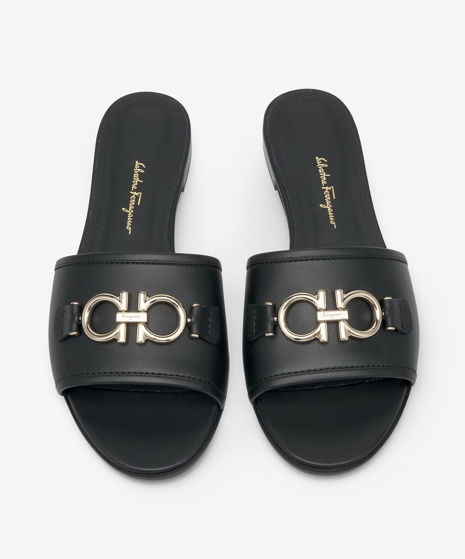 ★FERRAGAMO★ Gancini Rhodes Slide Black 01R221730192 01R221 MUSINSA | SALVATORE FERRAGAMO Gancini Rhodes Slide - Black
