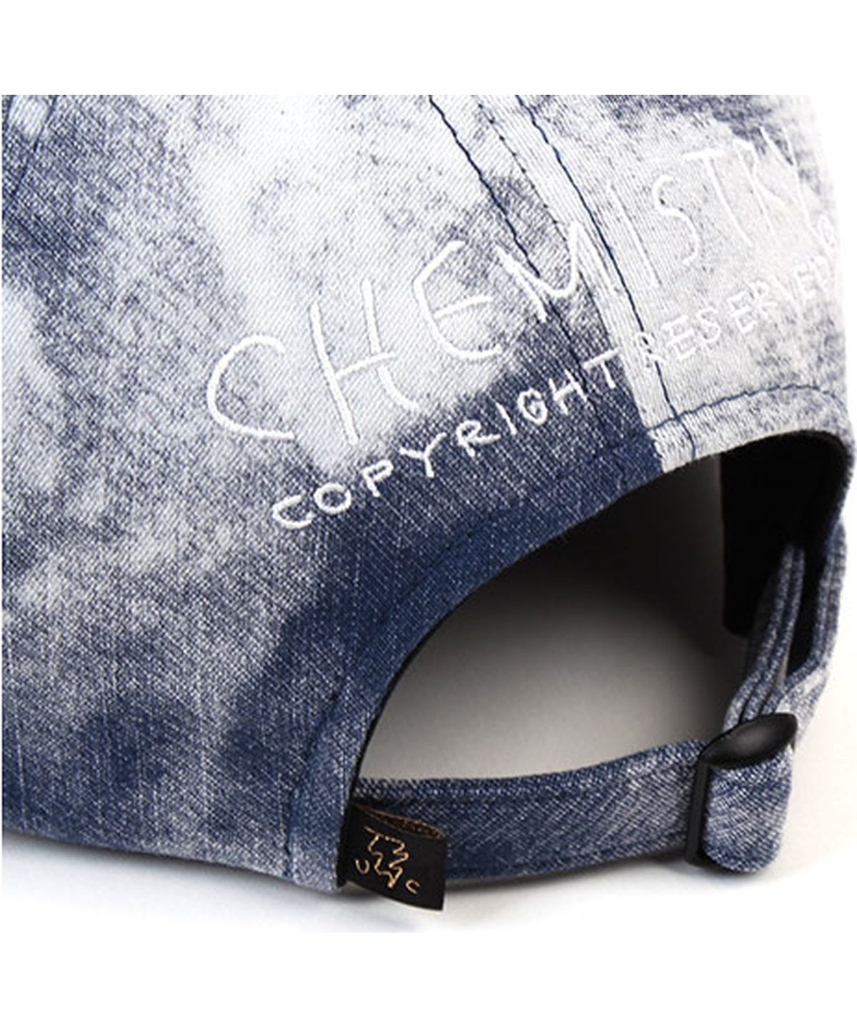 유니버셜 케미스트리(UNIVERSAL CHEMISTRY) Dyed Blue Ballcap 나염볼캡