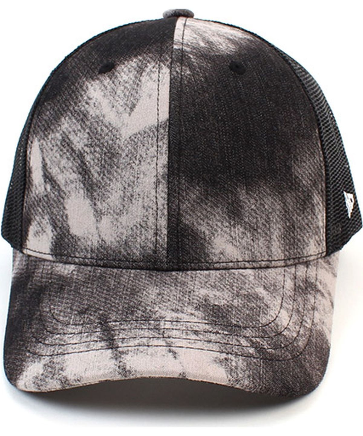 유니버셜 케미스트리(UNIVERSAL CHEMISTRY) Dyed Black Meshcap 나염매쉬캡