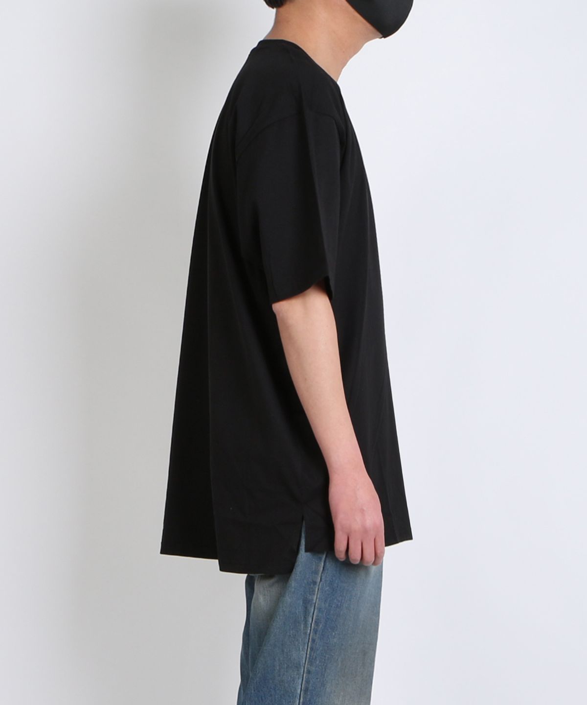 지블랙(ZBLACK) 100 오가닉 코튼 데일리 싸인 로고 반팔 티셔츠(black)