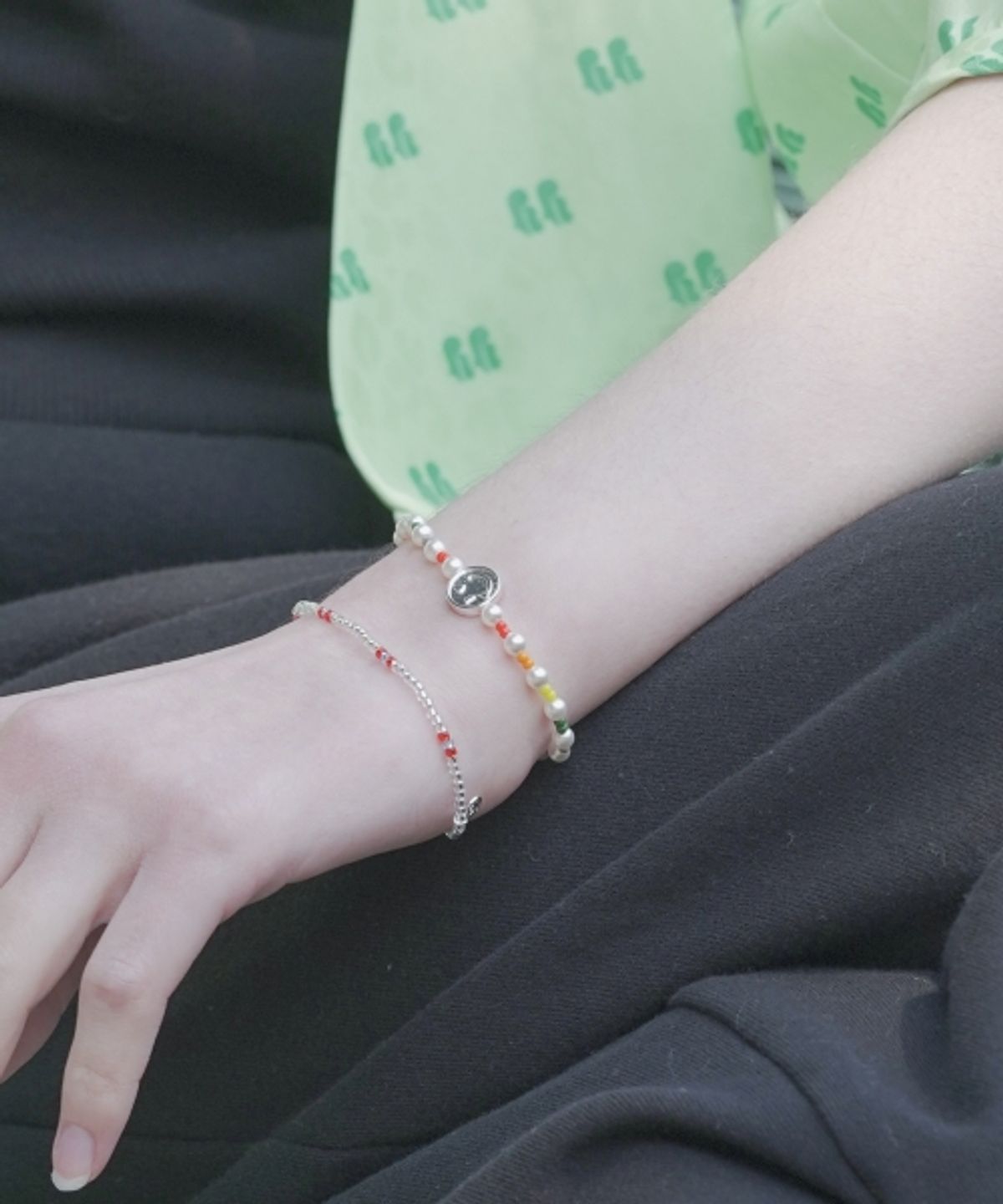봉보(BONBEAU) Heart smile swarovski pearl Mix Bracelet 키치 스마일 참 스와로브스키 진주 비즈믹스 팔찌