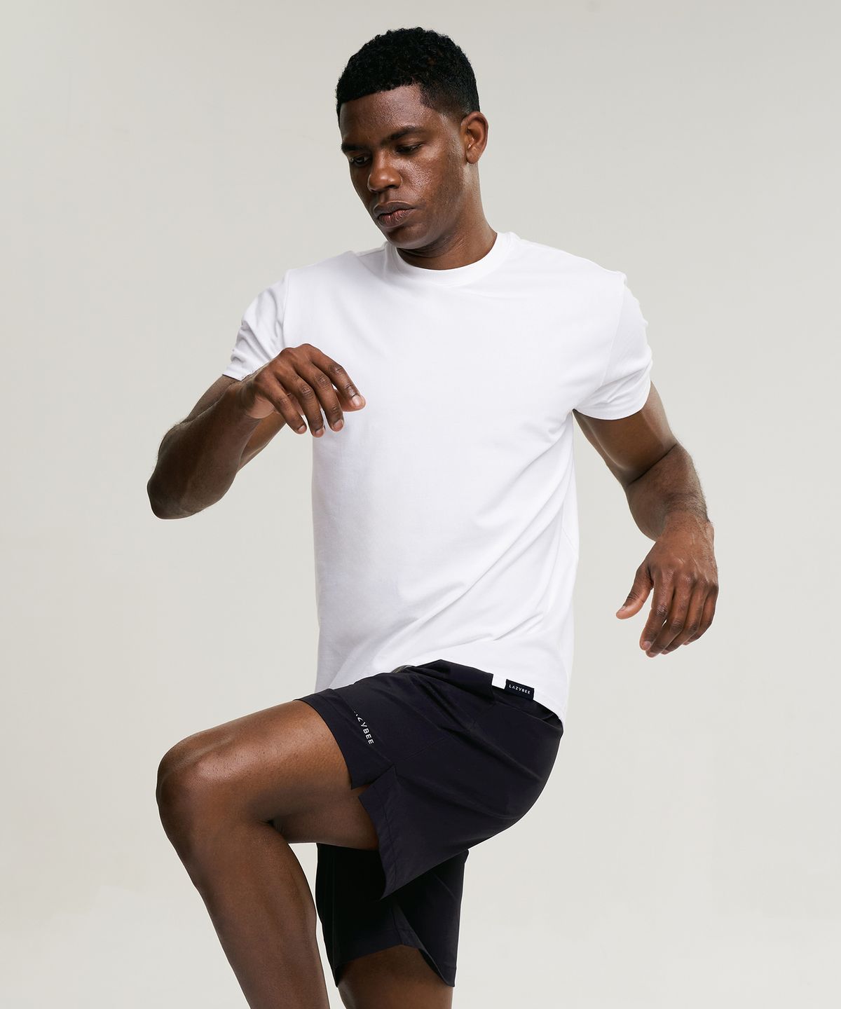 레이지비(LAZYBEE) 에어로 터치 남녀 멀티 스포츠 ( 스윔 러닝 짐 ) 반바지 쇼츠 M (3컬러)