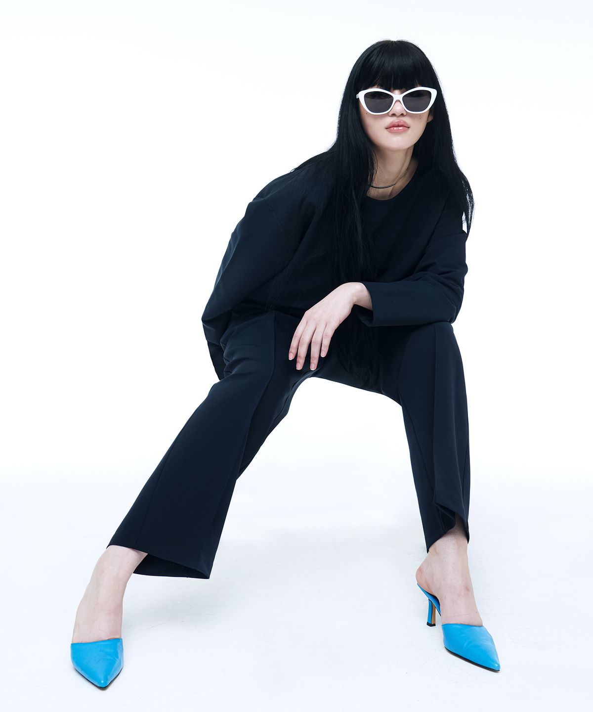 씨웨어 바이 더 지니어스(C WEAR BY THE GENIUS) 릴랙스드 핏 우븐 티셔츠 네이비