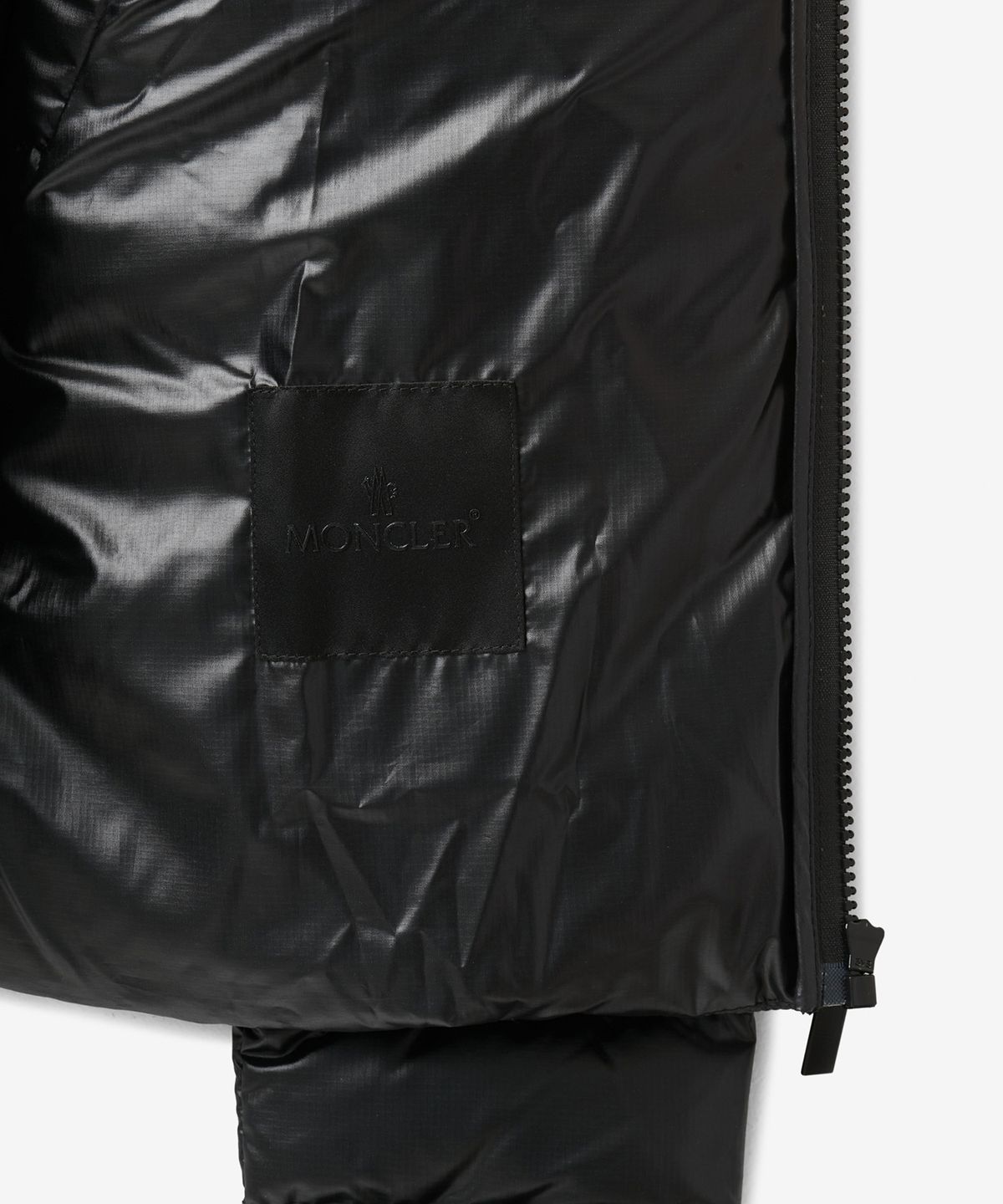 몽클레르(MONCLER) 여성 라모르 숏 다운 재킷 - 블랙 / H10931A00016595OK999