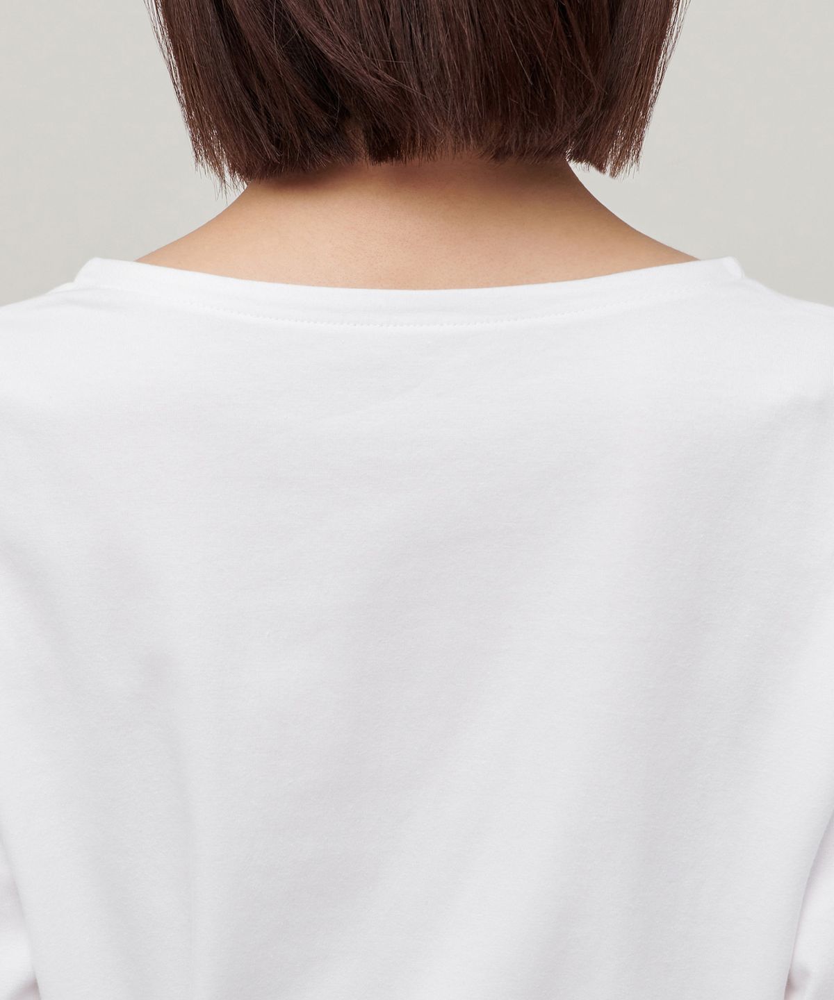 무신사 스탠다드 우먼(MUSINSA STANDARD WOMAN) 우먼즈 릴렉스드 보트 넥 긴소매 티셔츠 [화이트]
