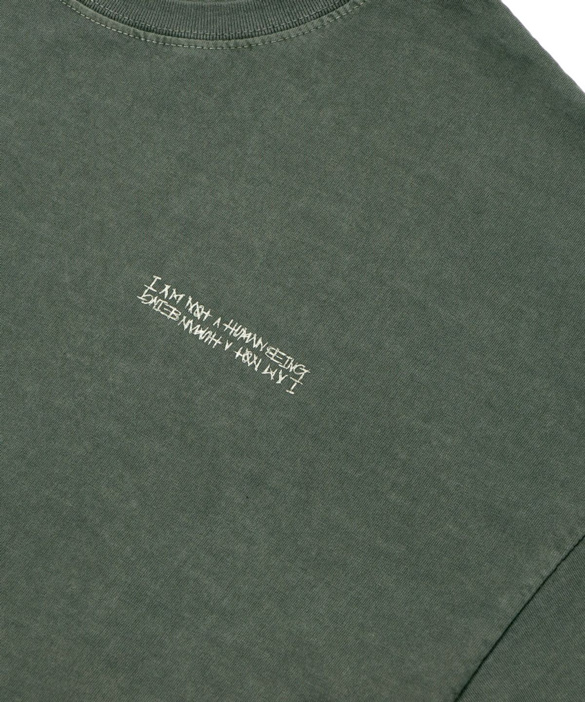 아임낫어휴먼비잉(I AM NOT A HUMAN BEING) PIGMENT LOGO TEE - GREEN