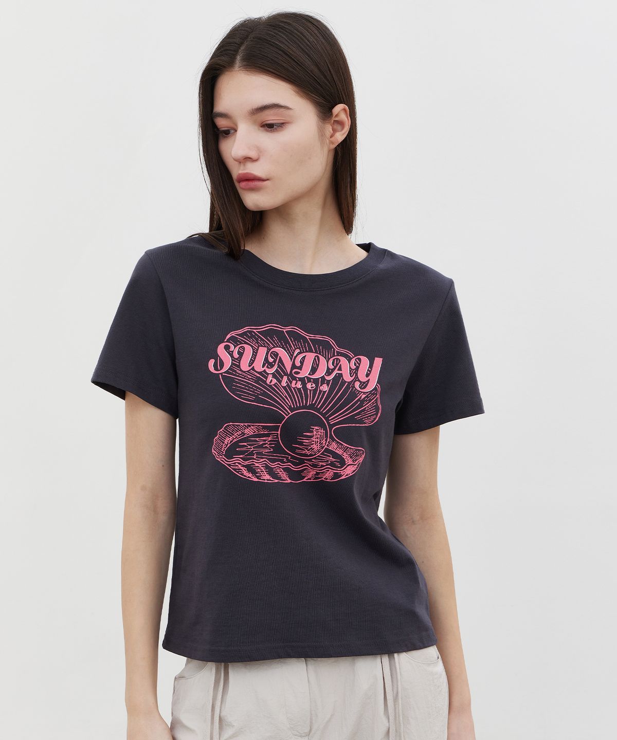 아이토브 서울(ITOV SEOUL) Pearl oystor T-shirt CH