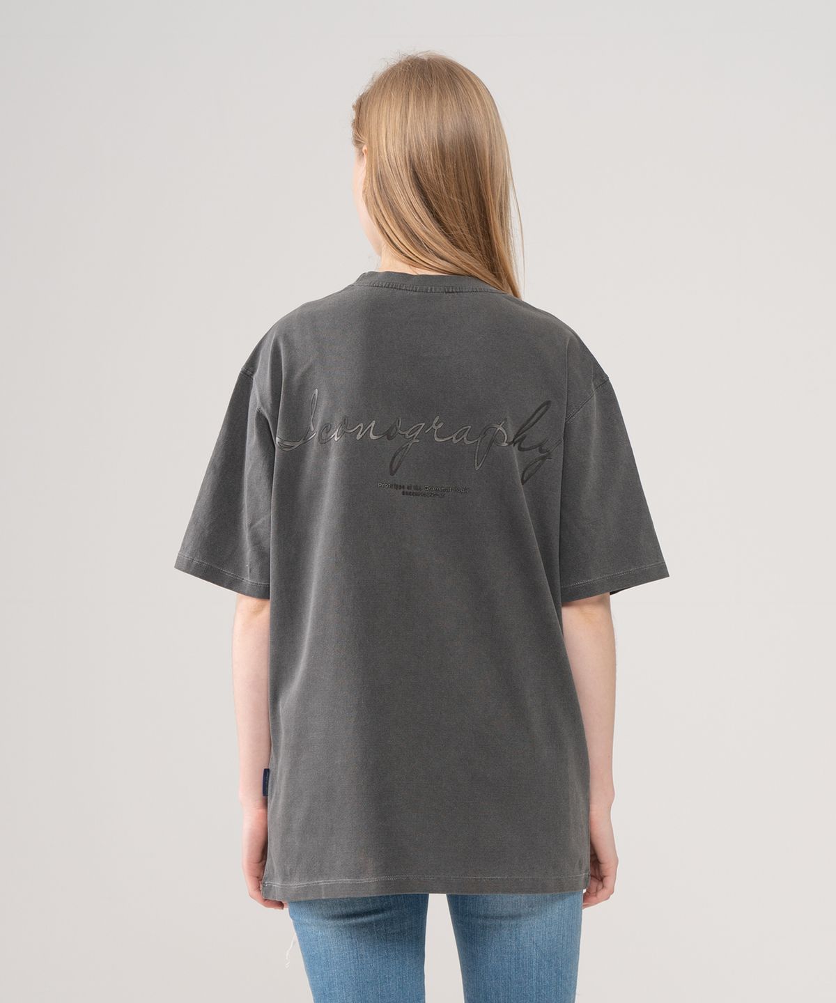 아이코노그라피(ICONOGRAPHY) PIGMENT EMBLEM SILICONE VOLUME PRINT BK