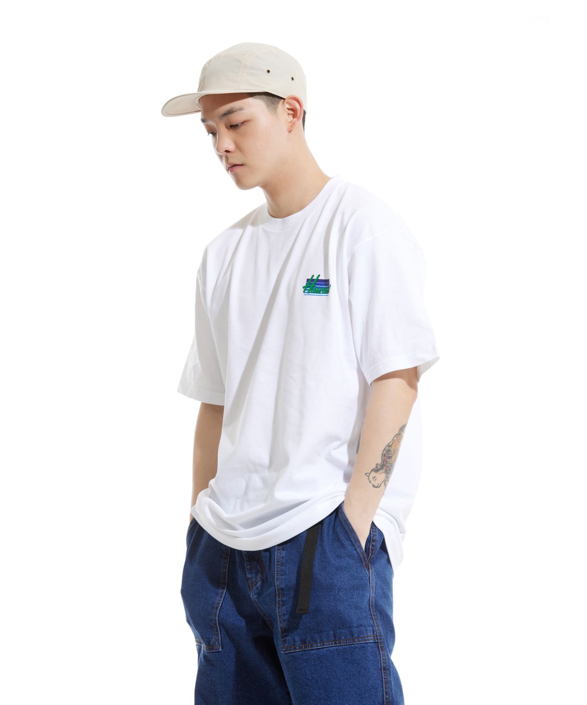 크림소다랩(CREAM SODA LAB) 하와이 백프린트 반팔티 화이트