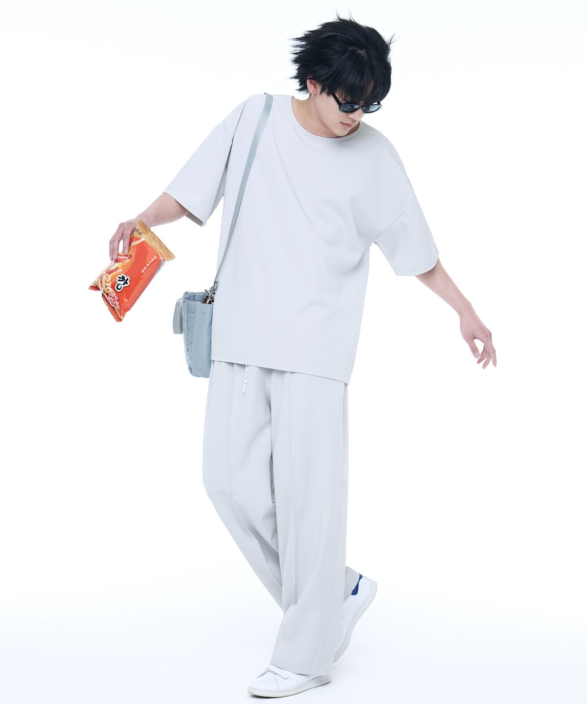 씨웨어 바이 더 지니어스(C WEAR BY THE GENIUS) 릴랙스드 핏 우븐 티셔츠 쿨 그레이