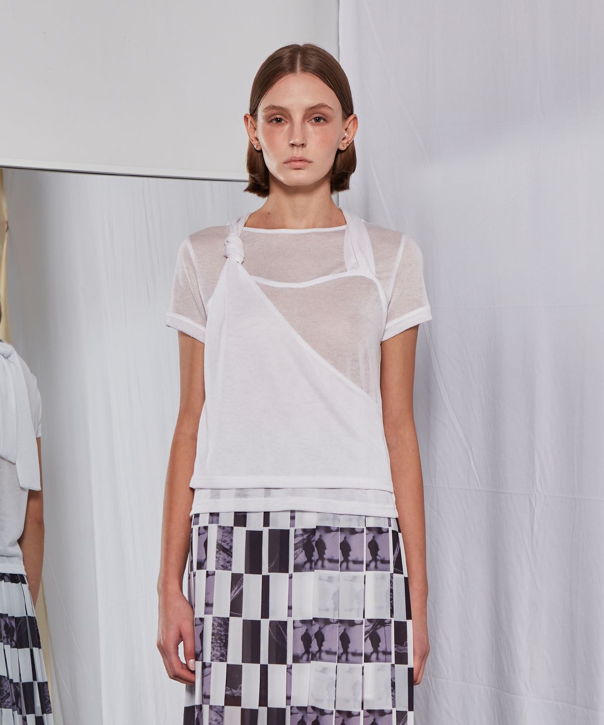 파베르핑거(FABER FINGER) Layered Strap T-shirt (White)