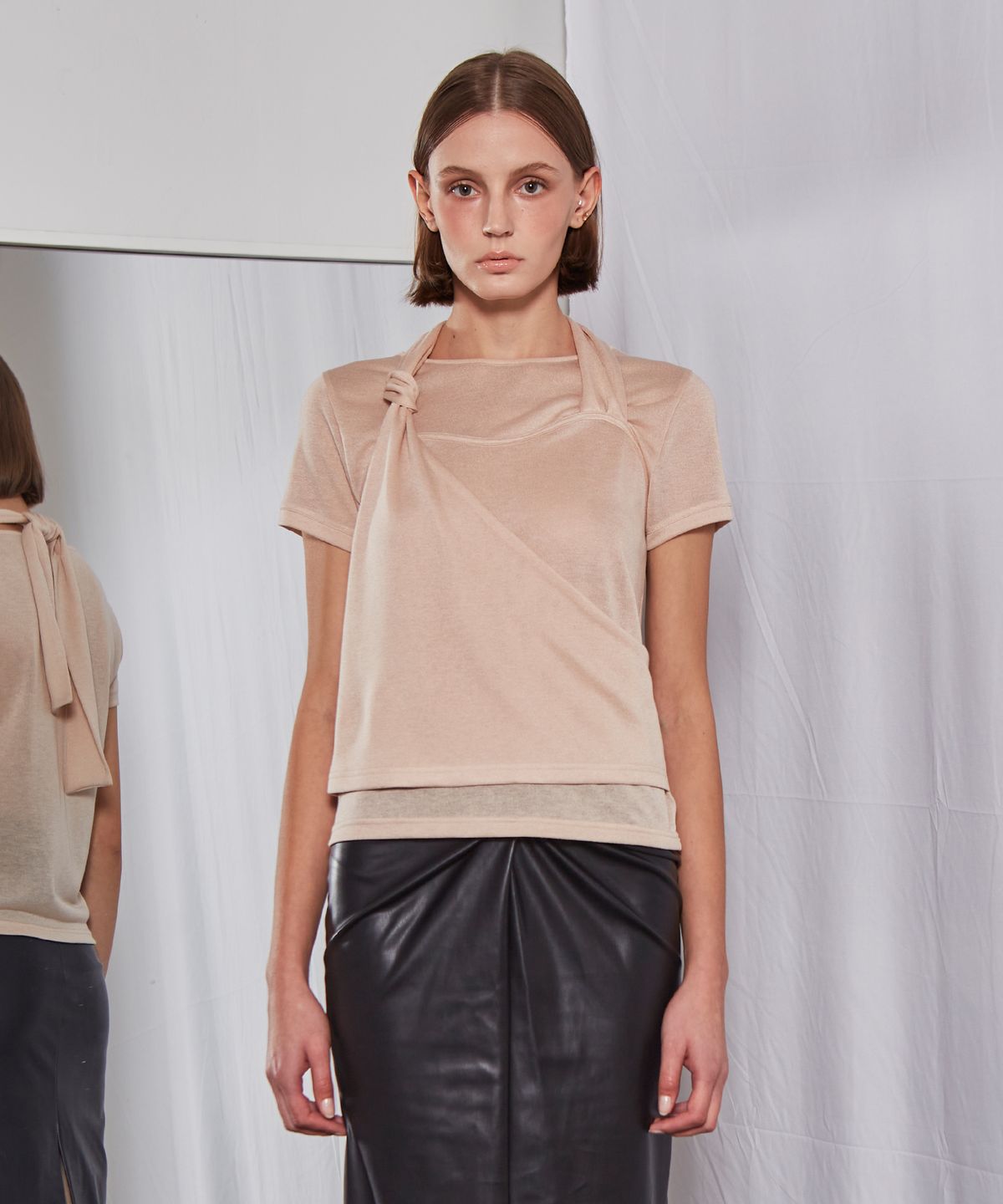 파베르핑거(FABER FINGER) Layered Strap T-shirt (Beige)
