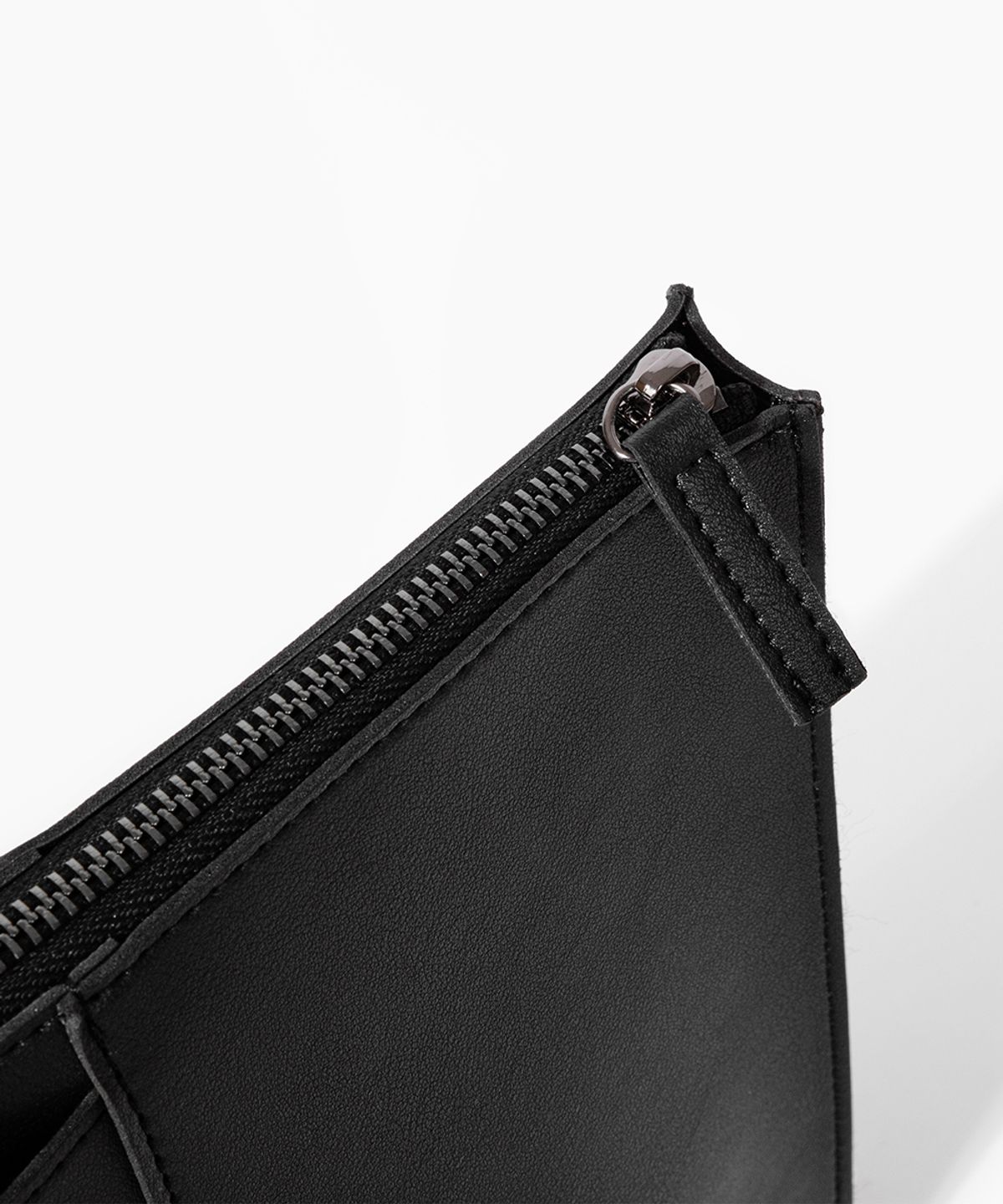 퀄팩(QUALPACK) 에센셜 파우치 R01 블랙