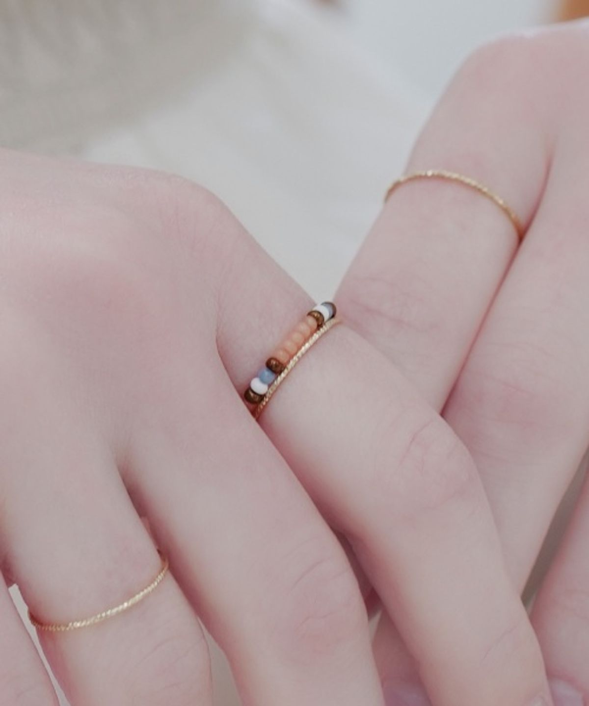 봉보(BONBEAU) Soft ethnic beads 3color mix ring 소프트 에스닉 컬러 믹스 비즈 반지