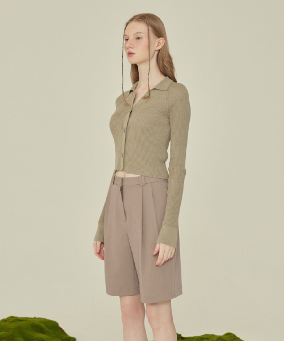 꾸아페(QUAFE) TWO TUCK BERMUDA PANTS_Latte brown