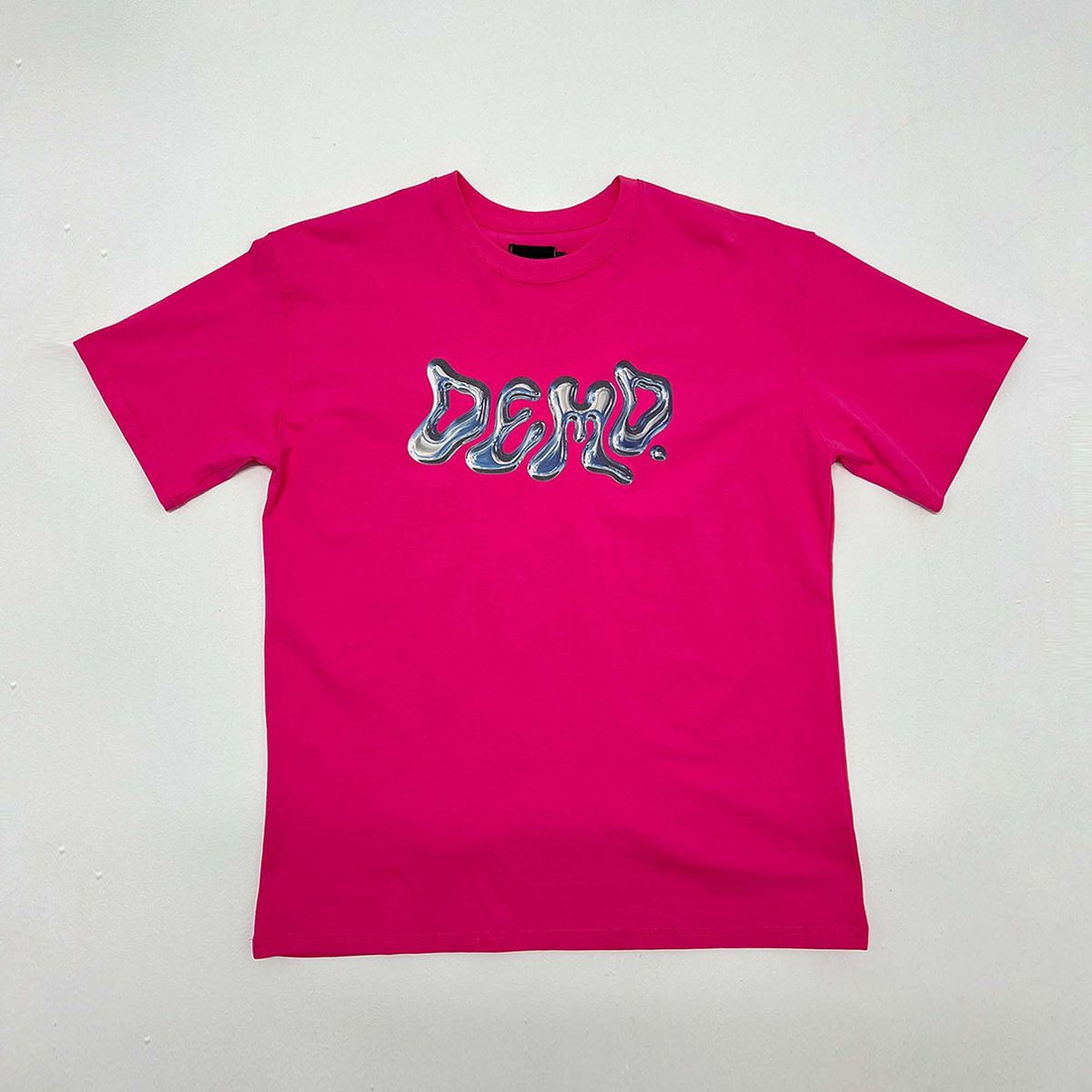 디메이든(DEMADEN) REFLECTED DEMD LOGO 1/2 GRAPHIC T-SHIRT PINK