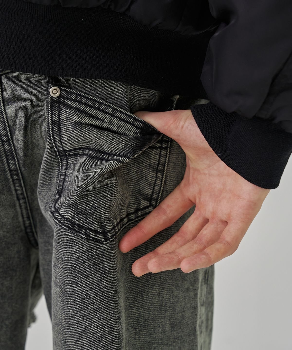 디메이든(DEMADEN) CIRCLE CARPENTER STONE WASHING DENIM PANTS GREEN