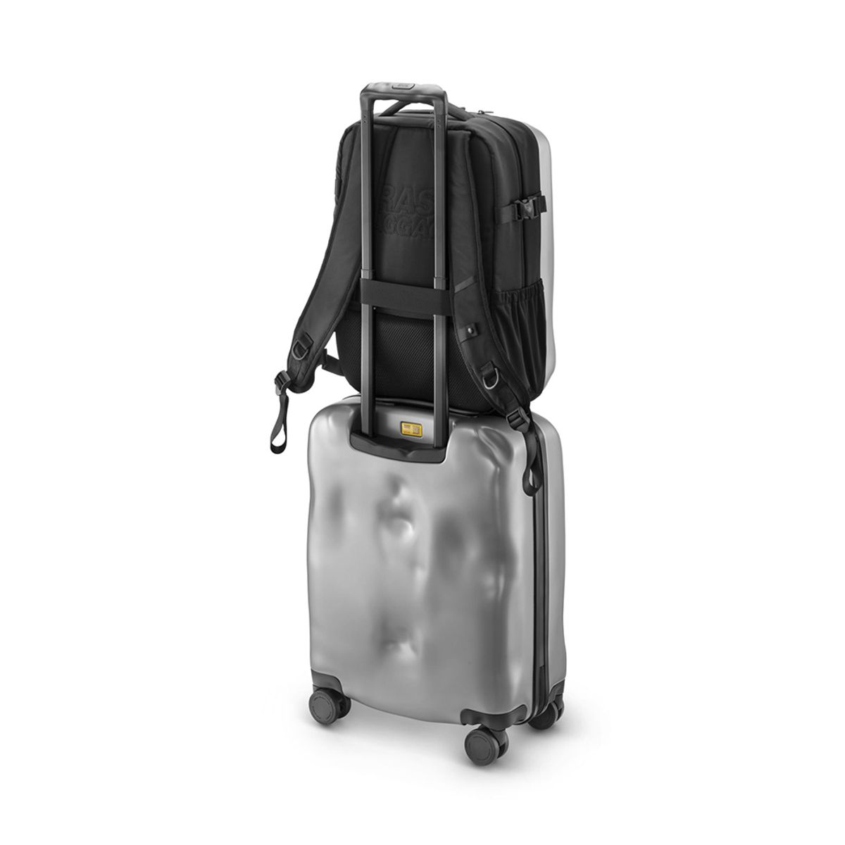 크래쉬배기지(CRASH BAGGAGE) 아이코닉 백팩 SILVER CBG-2SBG310-21