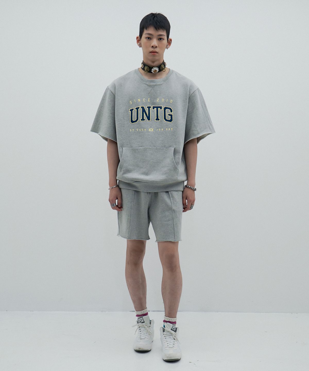 언티지(UNTAGE) 스트링 웨이스트 저지 스웨트 쇼츠[Grey(UNISEX)]_UTP-SP08
