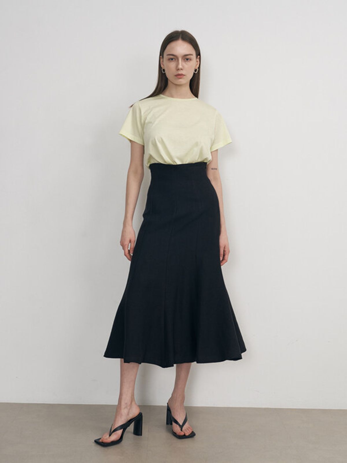 네벨에브리웨어(NEBELEVERYWEAR) SILK BASIC TEE_LEMON