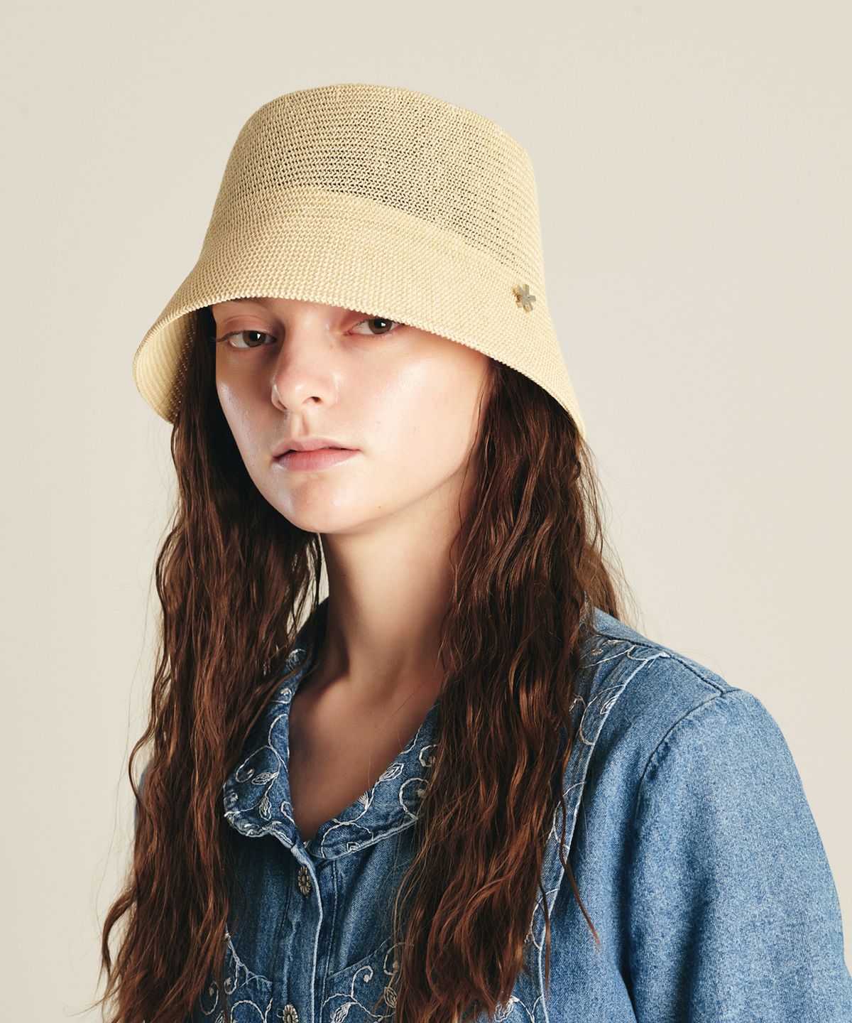 엘케블룸(ELKE BLOEM) VENICE BEIGE BUCKET HAT
