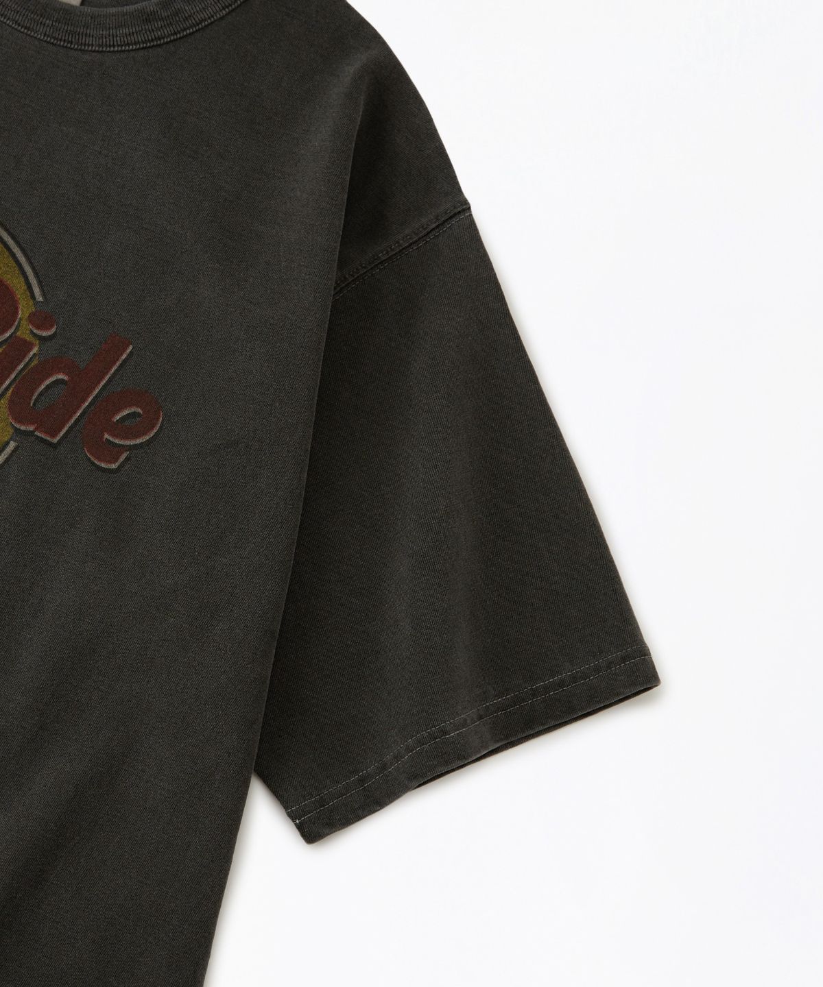 아웃스탠딩(OUTSTANDING) LIFE IS TEE SURF RIDE TEE_PIGMENT CHARCOAL