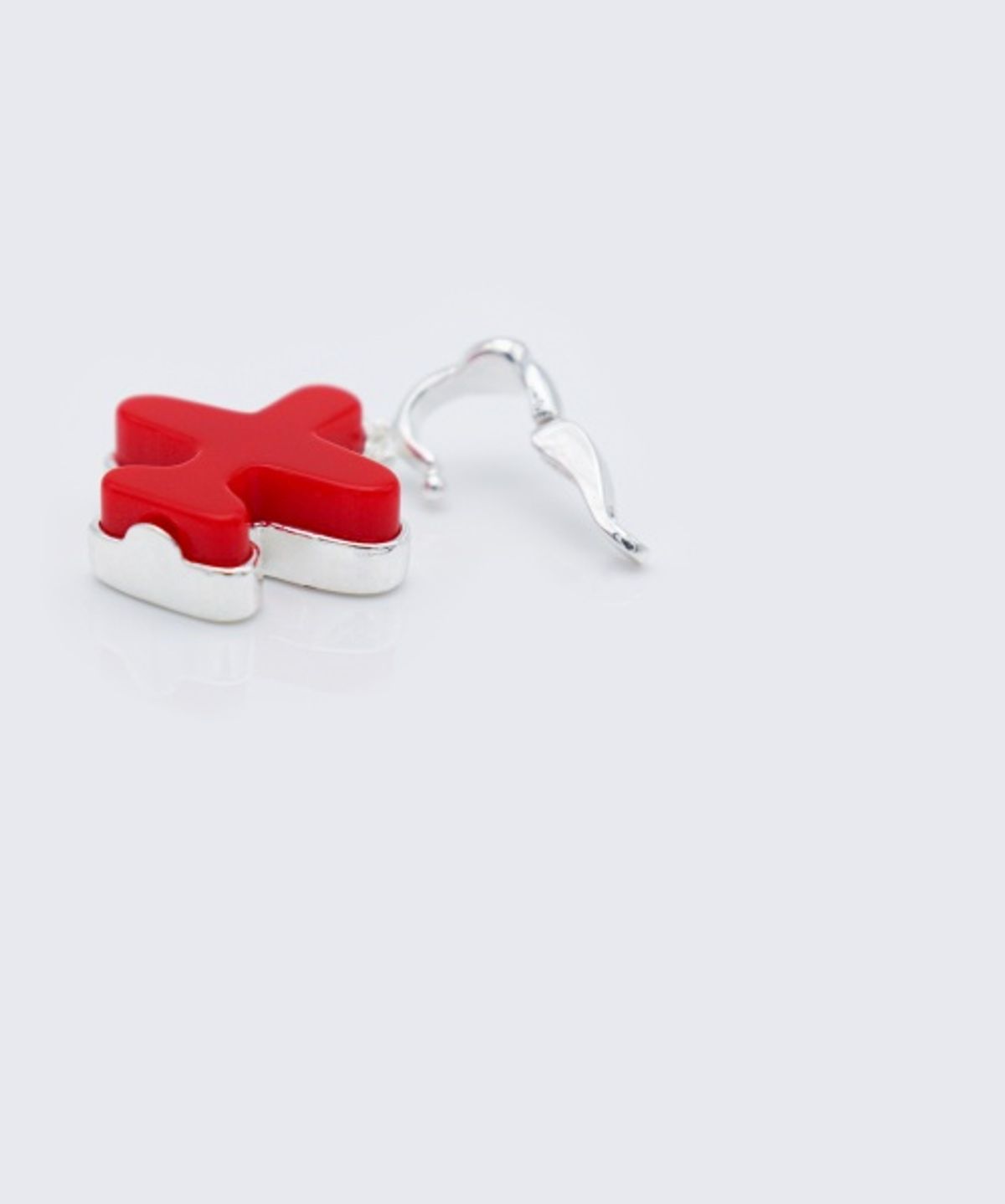 봉보(BONBEAU) BONBEAU kitsch color airplane silver pendant 키치 컬러 비행기 아크릴 펜던트