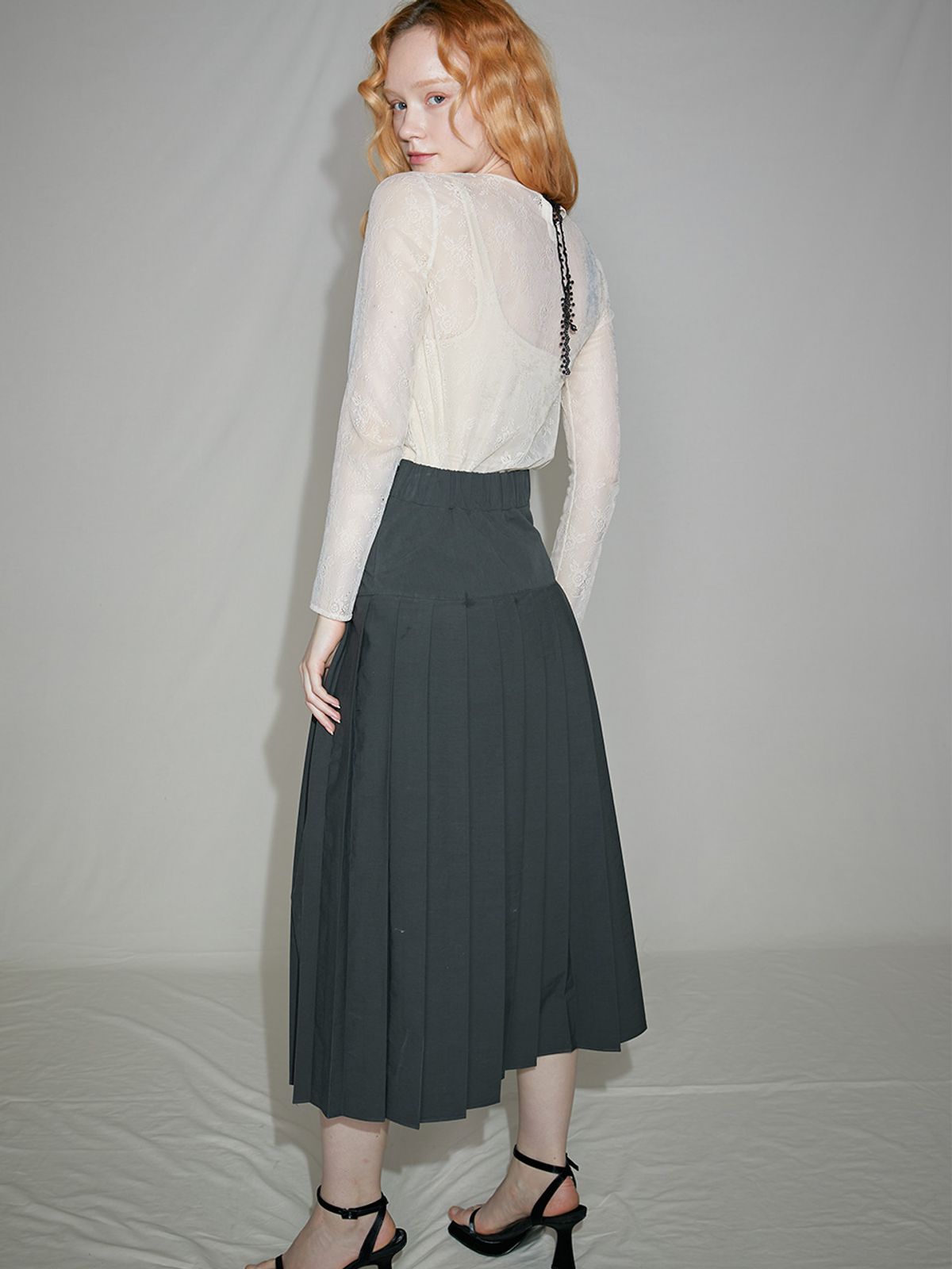 쏘리, 투 머치 러브(SORRY, TOO MUCH LOVE) Cici Lace Seethrough Top_Ivory