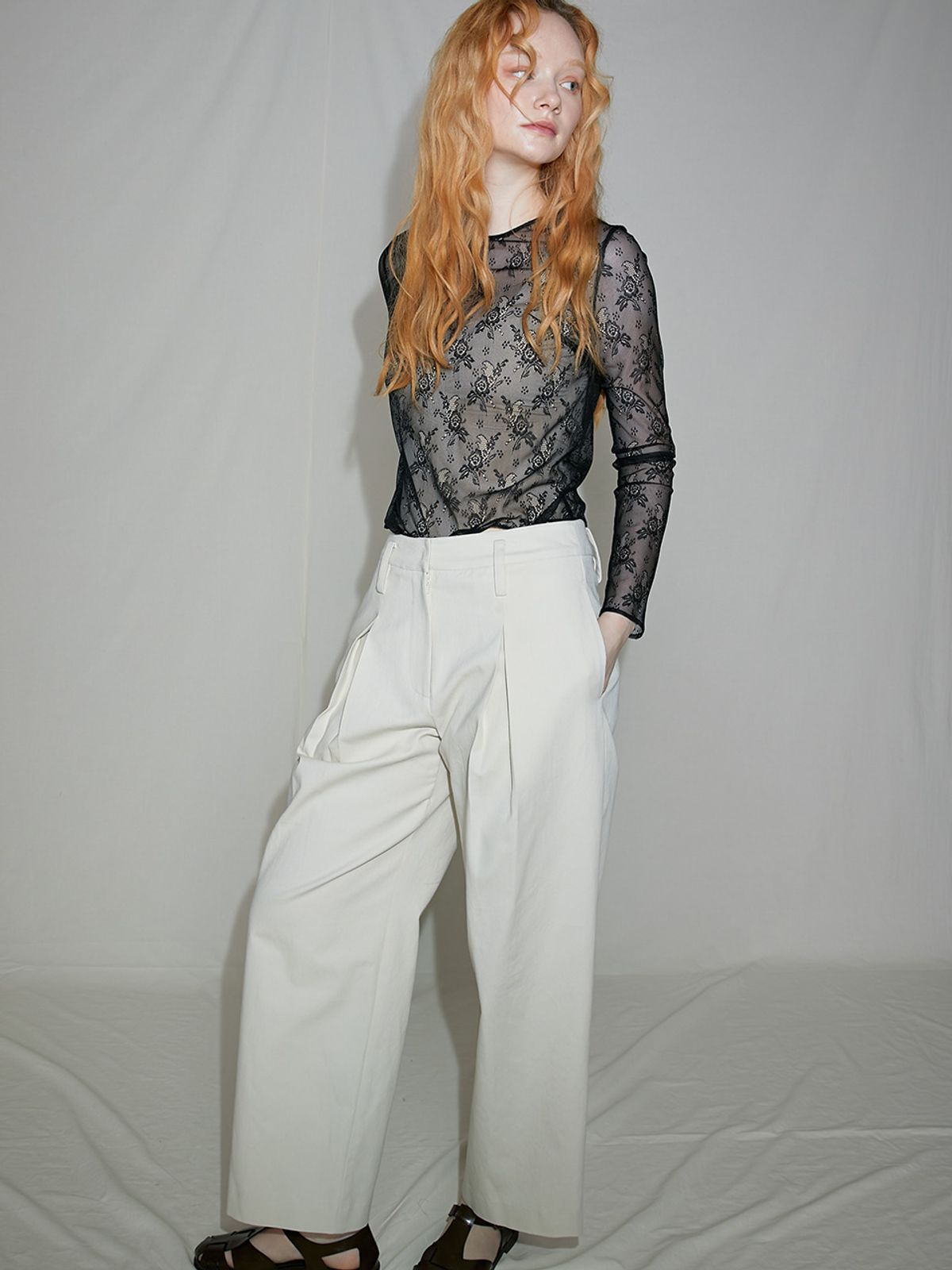 쏘리, 투 머치 러브(SORRY, TOO MUCH LOVE) Cici Lace Seethrough Top_Black