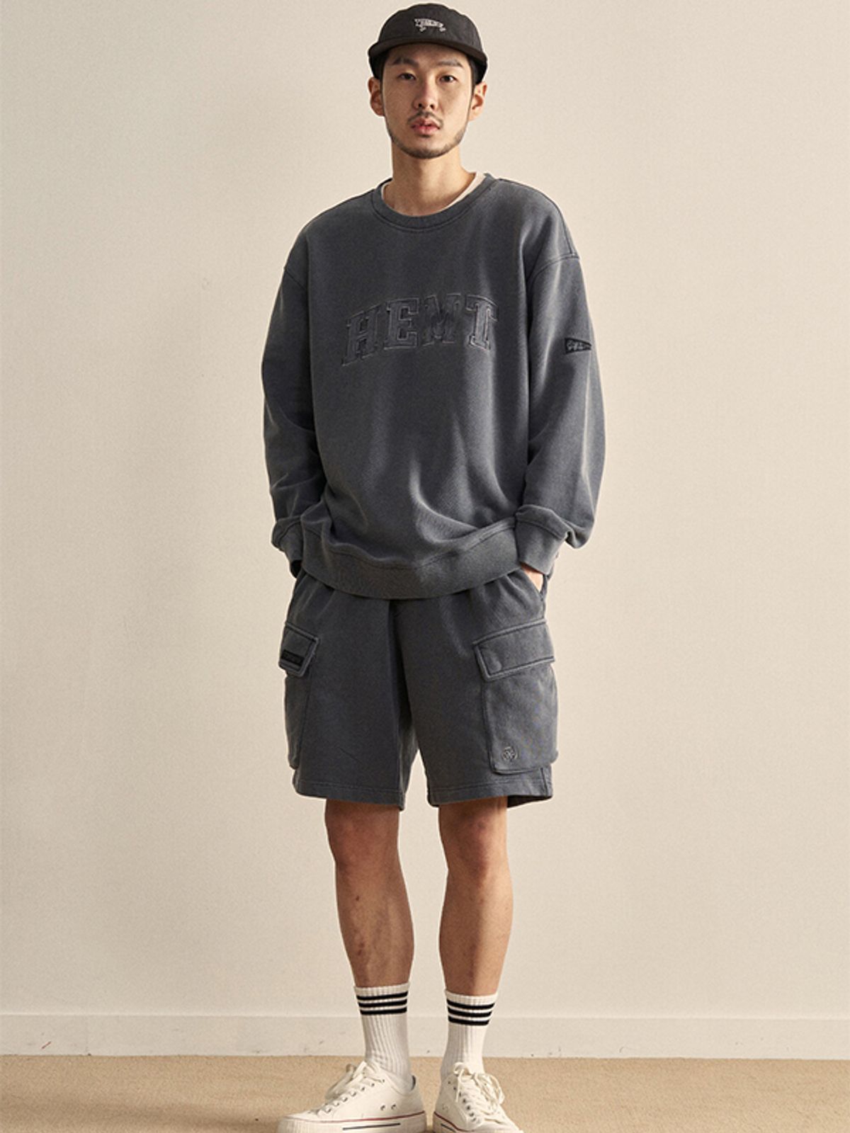 힐리먼트(HELEMENT) HEMT 피그먼트 스웻 숏팬츠 (D/GREY)