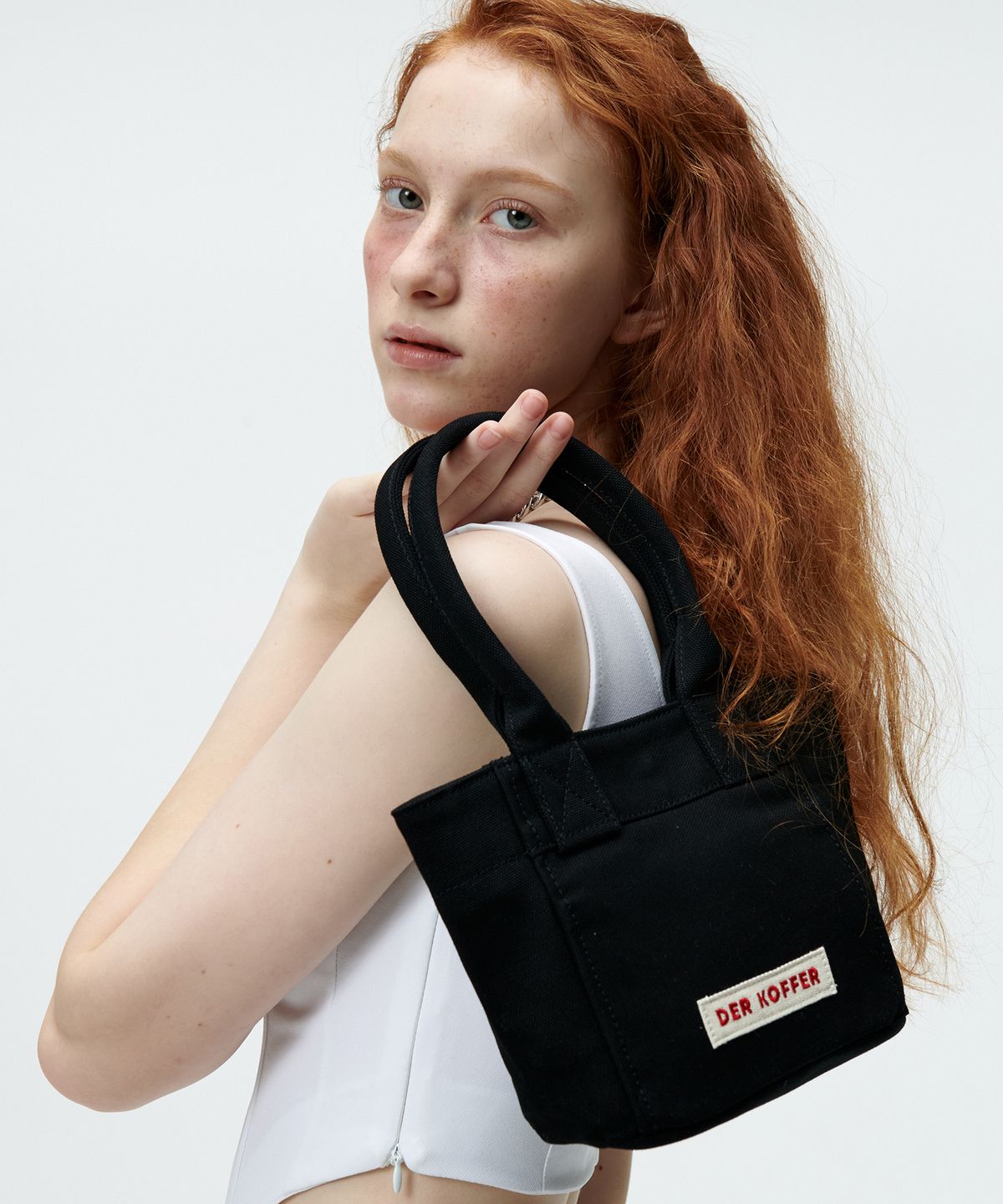 델코퍼(DER KOFFER) SHOPPER CANVAS MINI [BLACK]