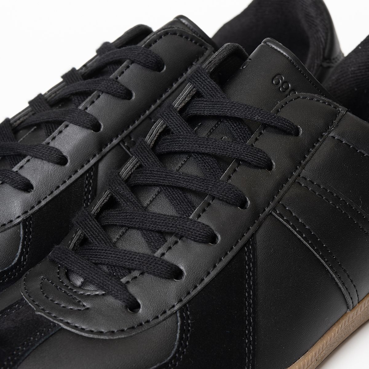 와이엠씨엘케이와이(YMCL KY) German BW Trainer - Black