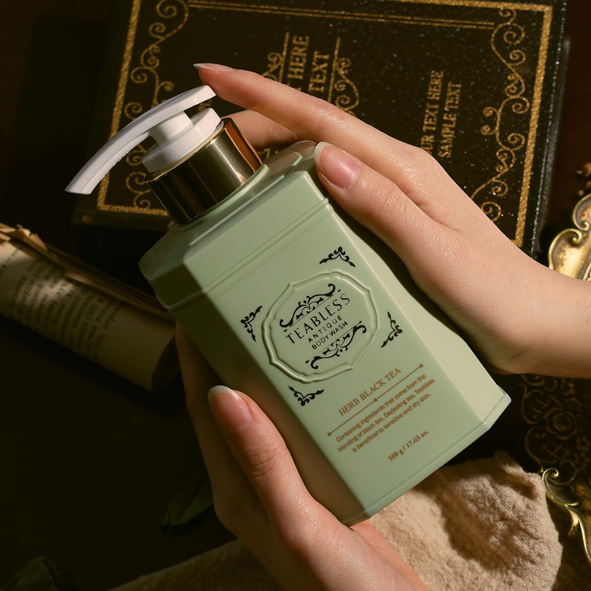 티블레스(TEABLESS) 앤틱 바디워시 허브 블랙티 향 500ml