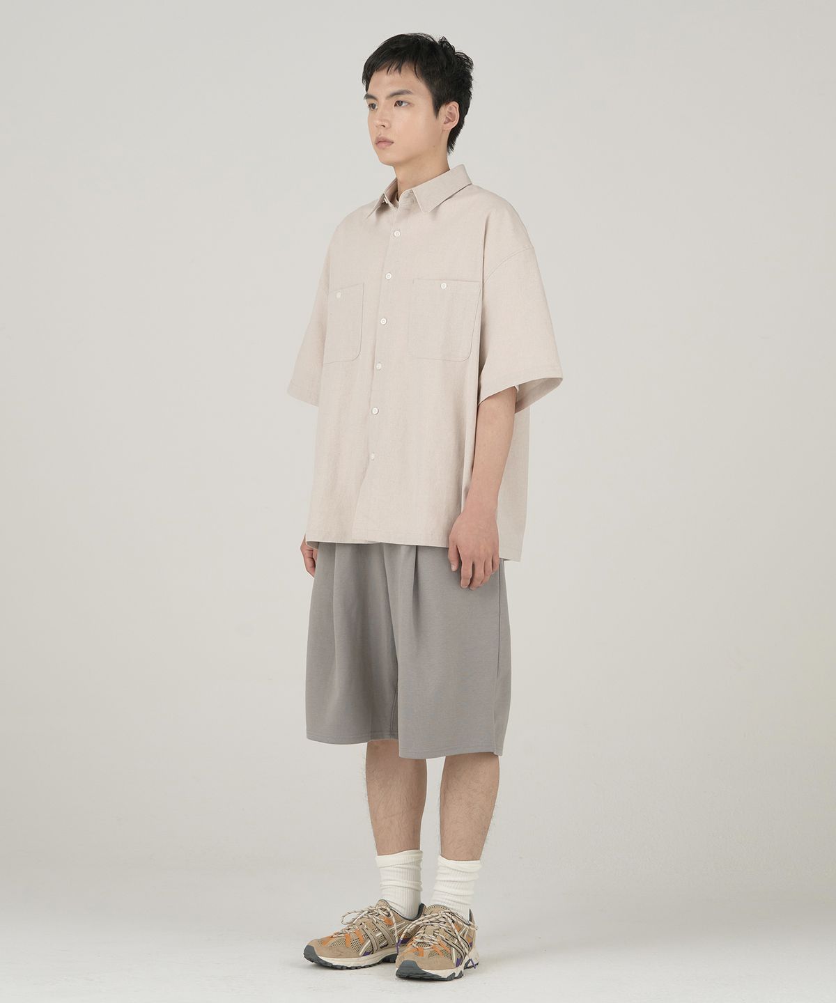 제로(XERO) Deep One Tuck Sweat Shorts [Dark Cloud]