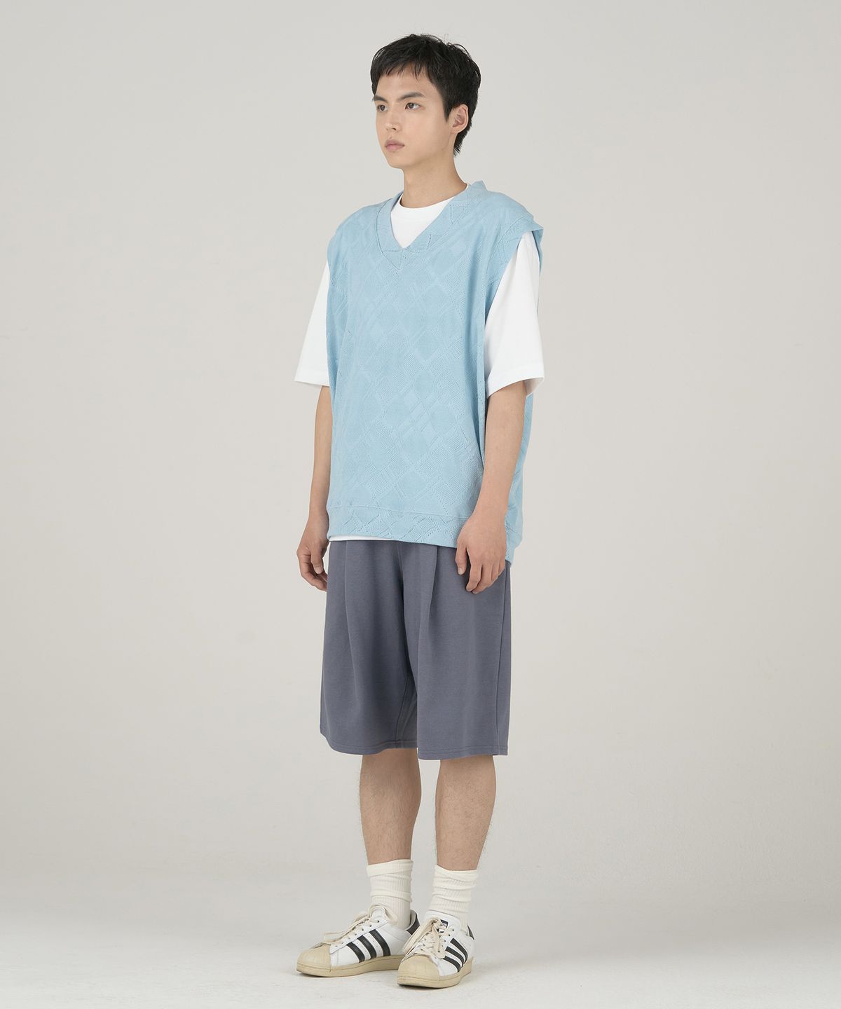 제로(XERO) Deep One Tuck Sweat Shorts [Light Navy]
