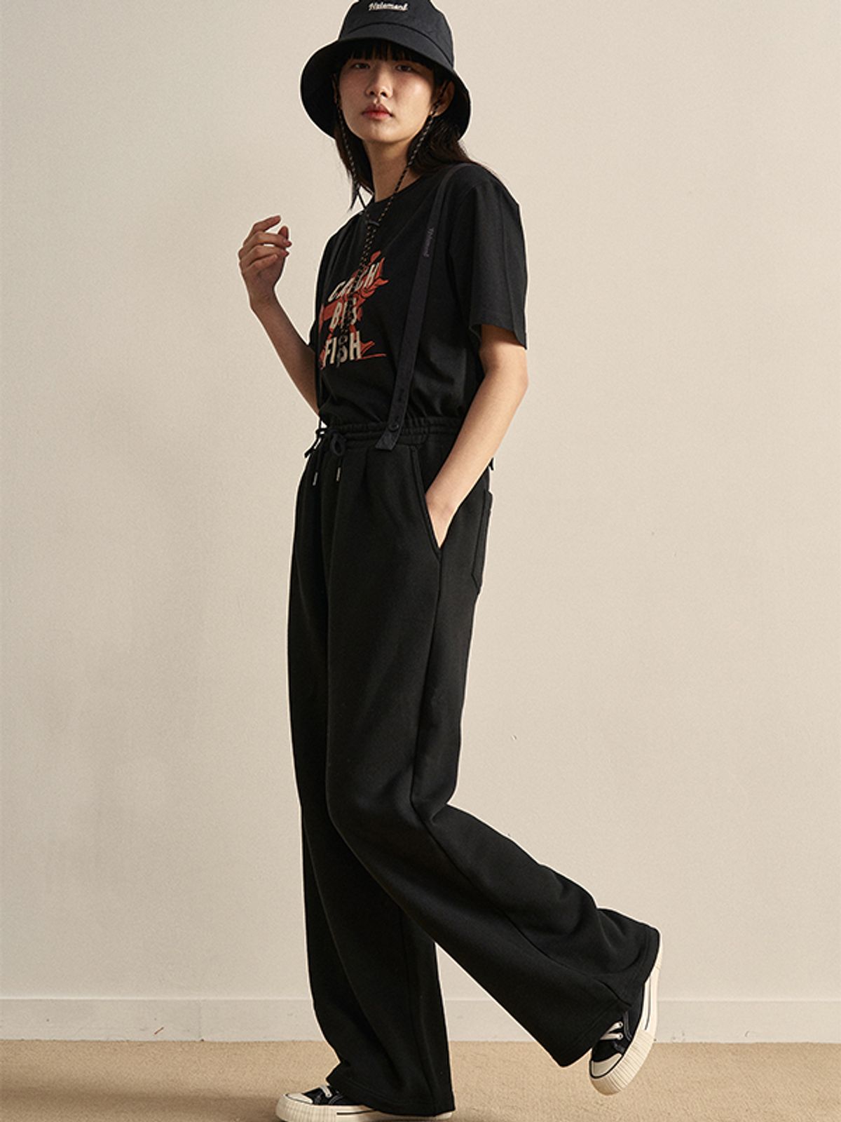 힐리먼트(HELEMENT) 여성 와이드 스웻팬츠 (Black)