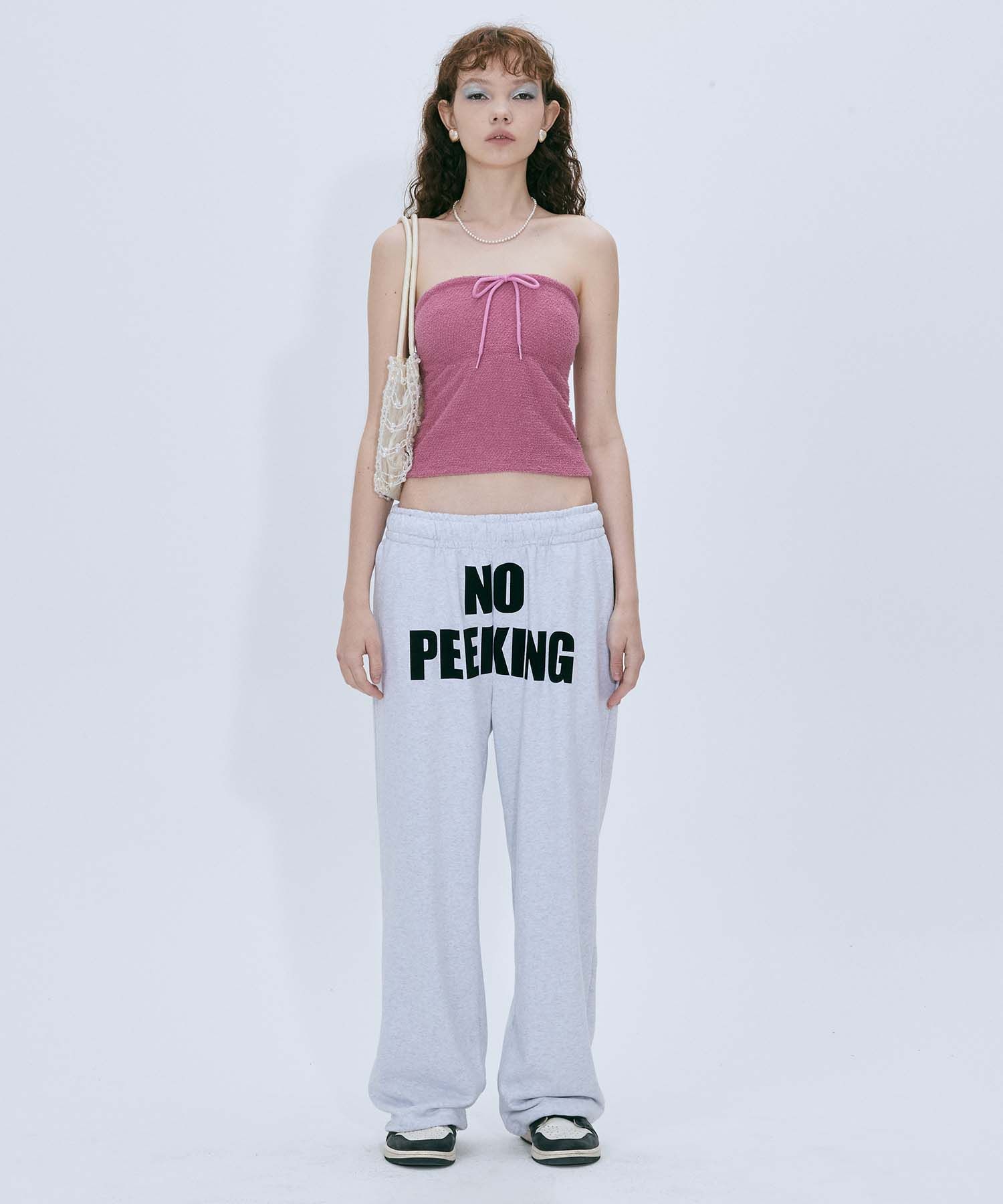 MUSINSA | SCULPTOR No Peeking Flocking Sweat Pants White Melange