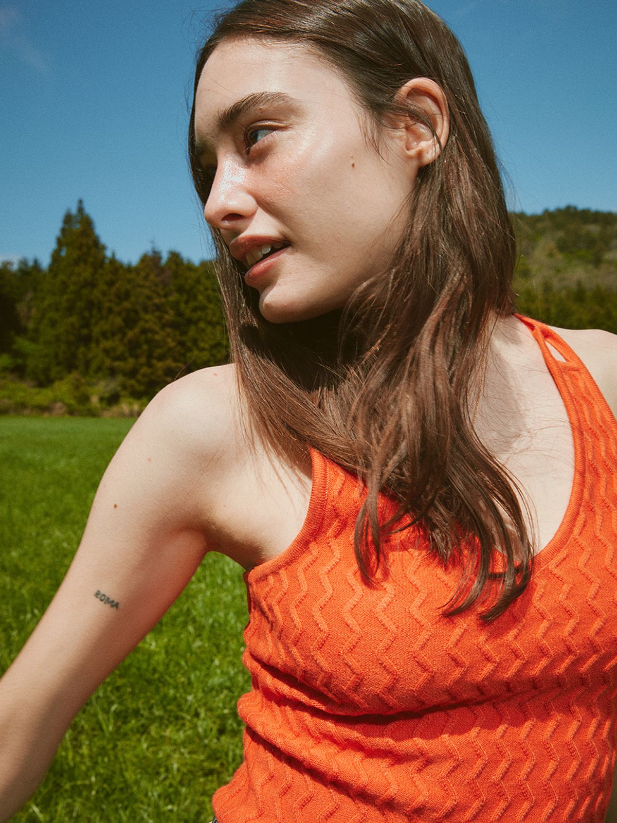 에즈이프 캘리(ASIF CALIE) CROSS BACKLESS KNIT VEST ORANGE