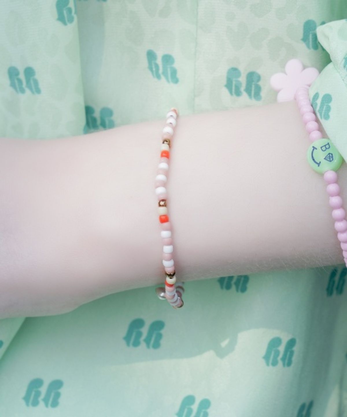 봉보(BONBEAU) Silver star charm nouveau color beads Bracelet 실버 스타 참 누보 컬러 비즈 팔찌
