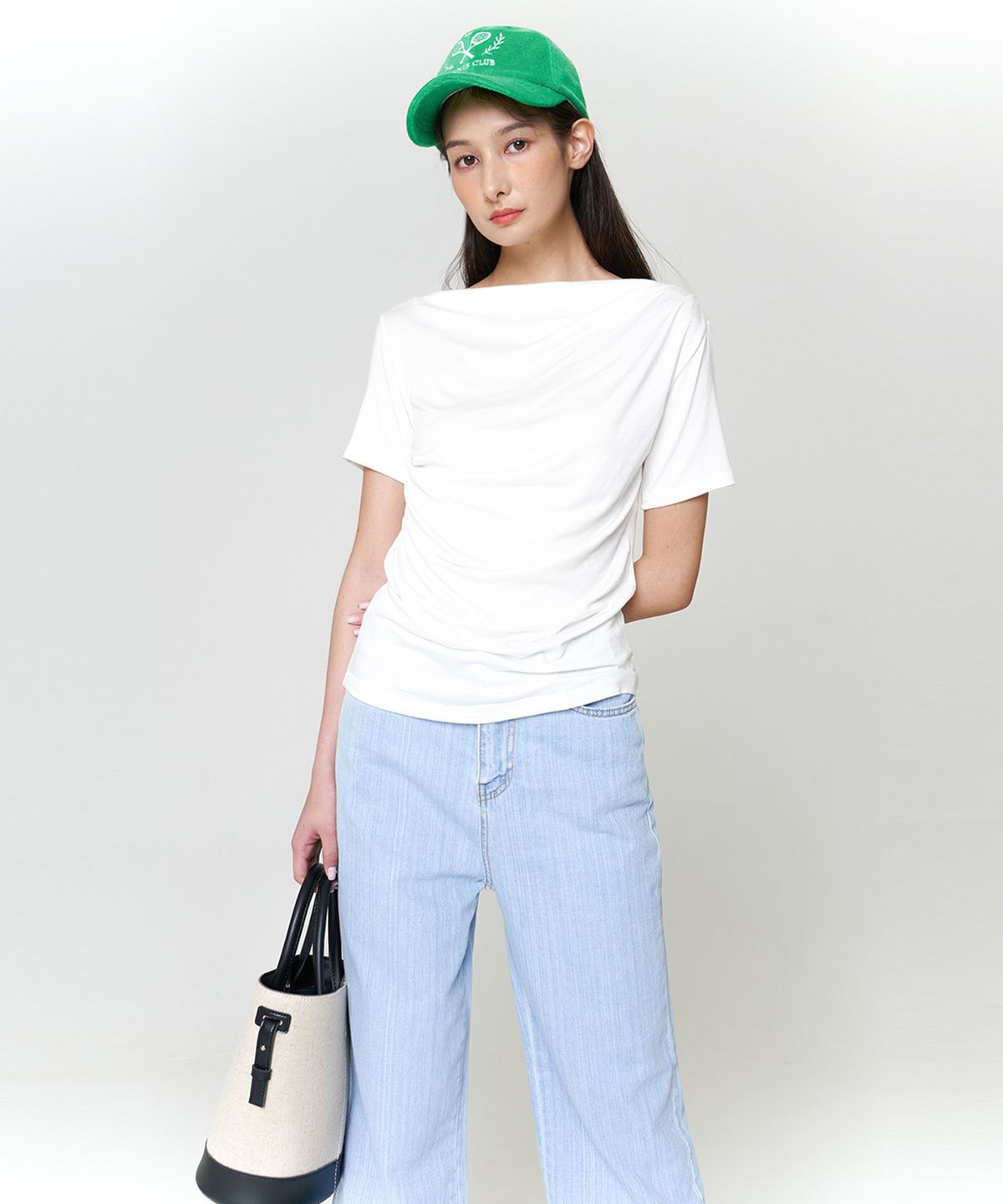 320쇼룸(320SHOWROOM) Side Pintuck Boat Neck Shirring Short Sleeve White