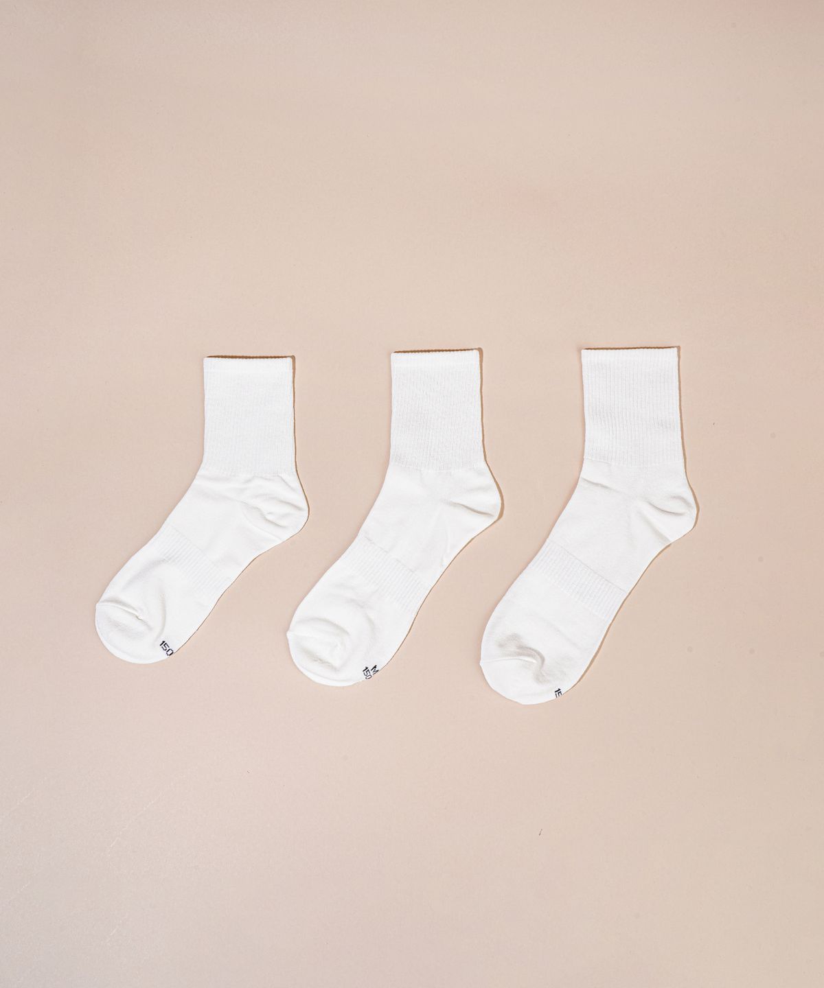 일오공칠(IL-O-GONG-CHIL) [10PACK] 1507 모노 트라우져 하프 뱀부 삭스  _ 아이보리/블랙/스노우 화이트