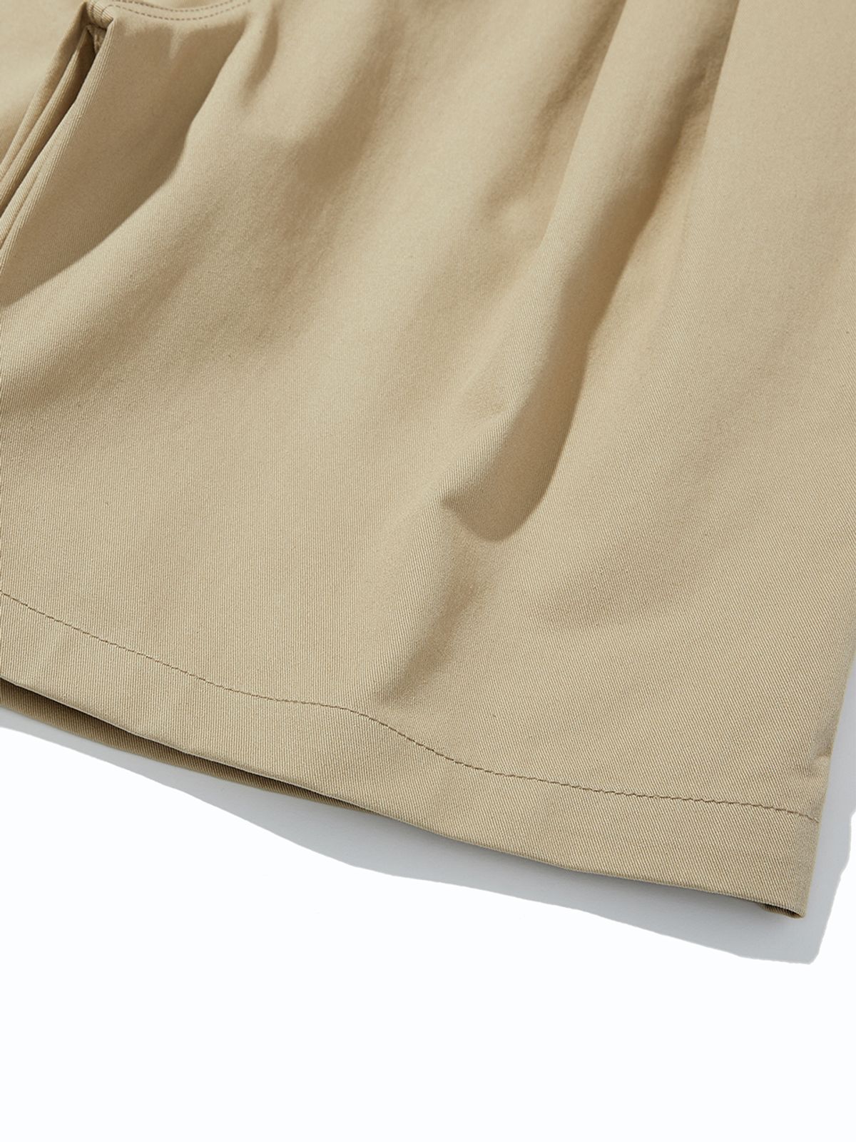 사운즈라이프(SOUNDSLIFE) Steady Balloon Two-Tuck Shorts Beige