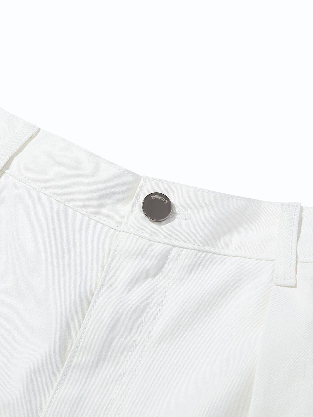 사운즈라이프(SOUNDSLIFE) Steady Balloon Two-Tuck Shorts White