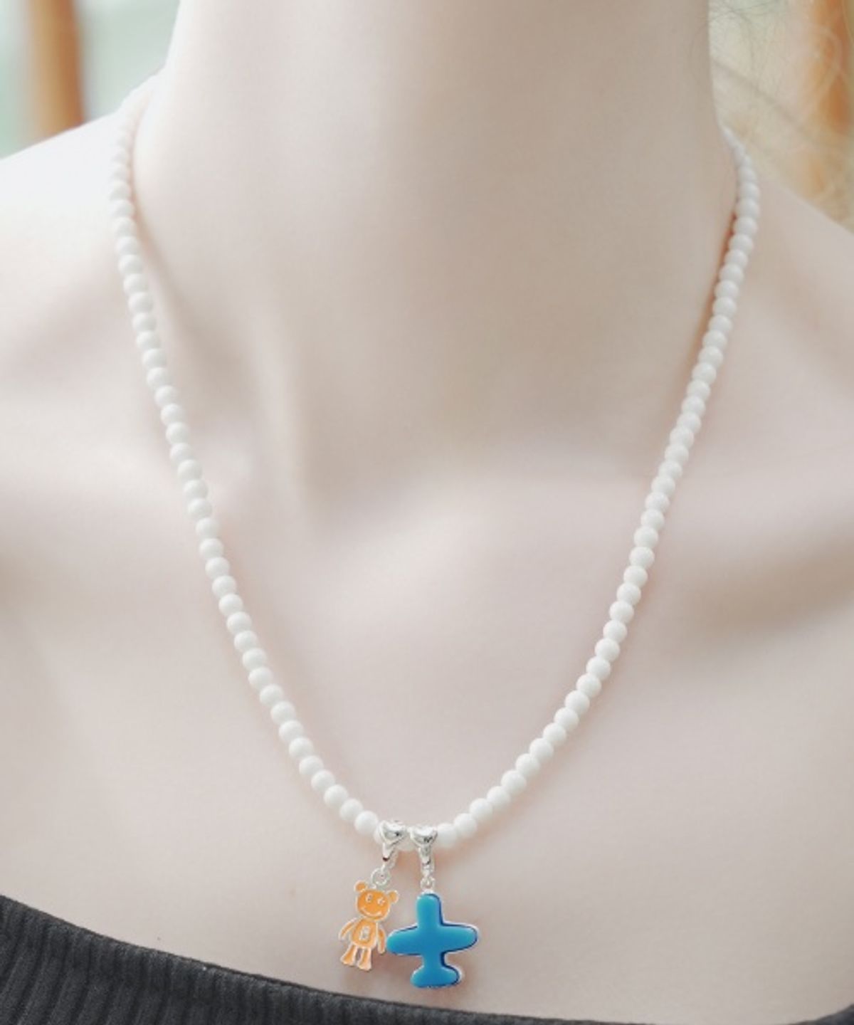 봉보(BONBEAU) 4mm color glassball simple Necklace 블랙 오닉스 컬러 글라스 볼 비즈 목걸이