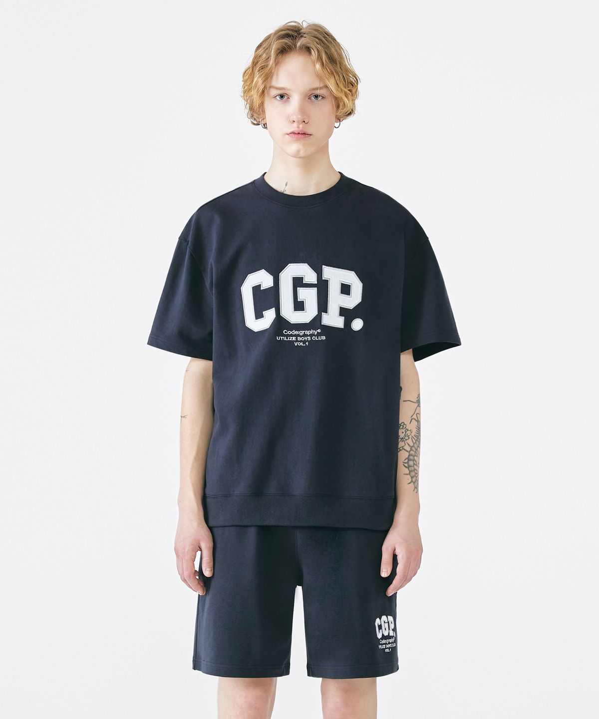 코드그라피(CGP) CGP 아치 로고 반팔 크루넥_네이비