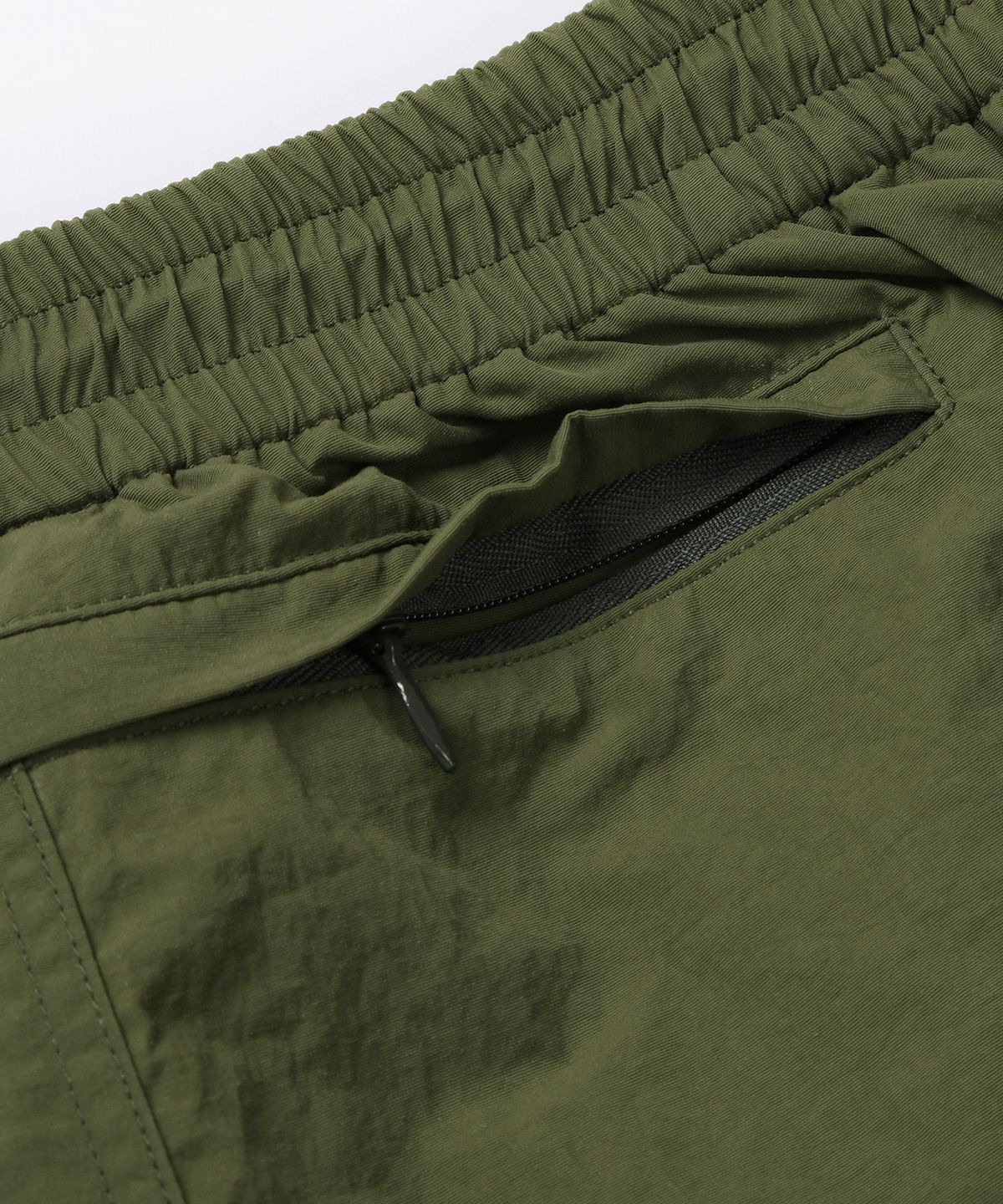 프리즘웍스(FRIZMWORKS) NYLON WINDY SHORTS _ OLIVE