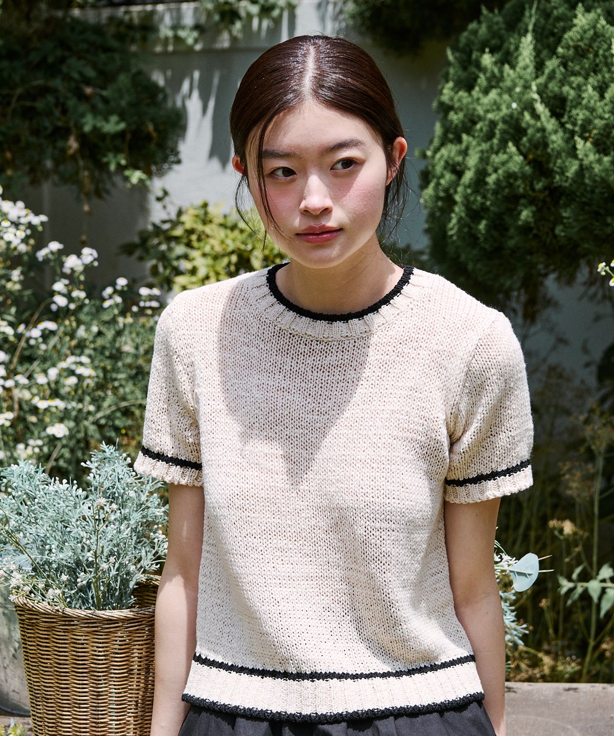 엽페(YUPPE) TAPE COLOR KNIT_IVORY